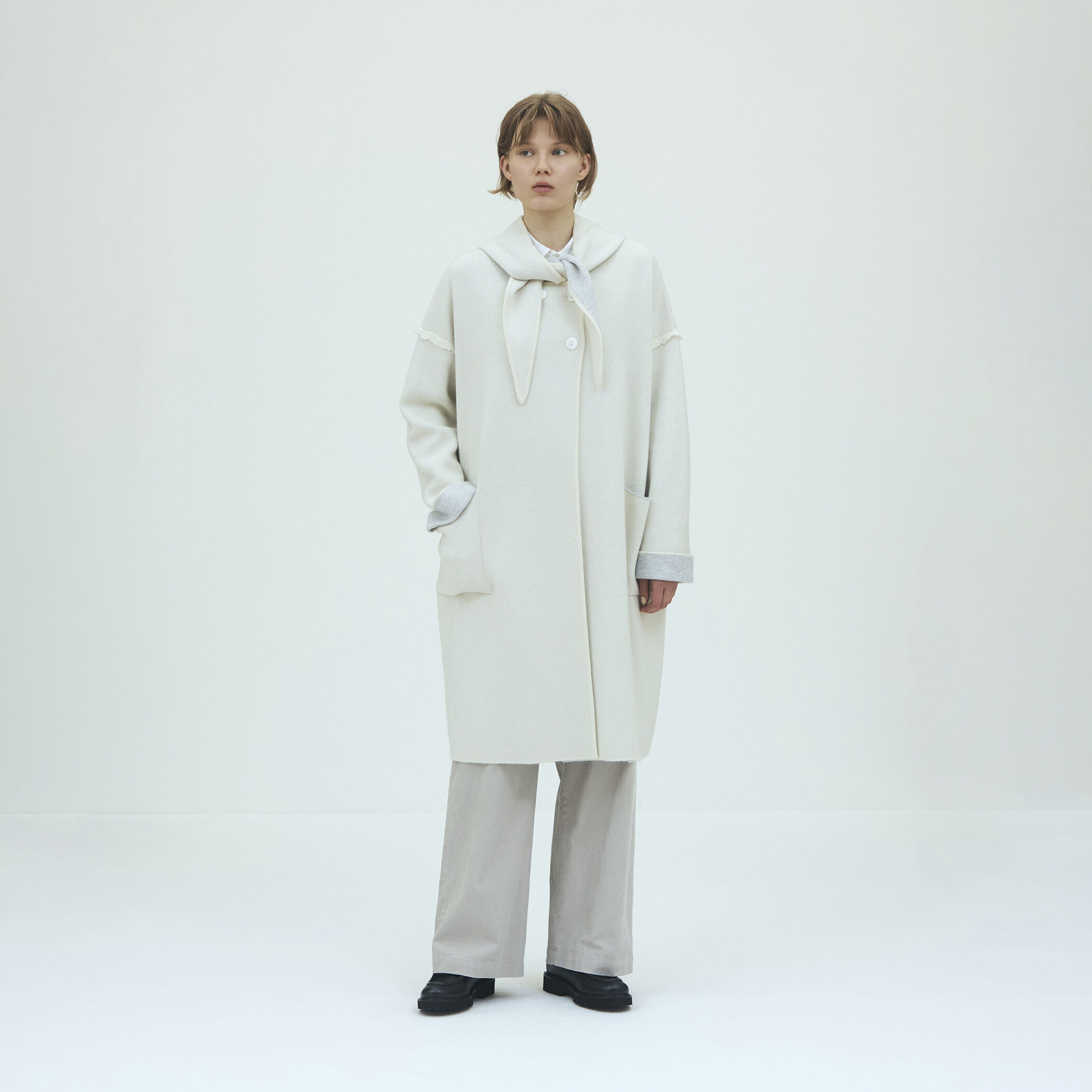モンゴルカシミヤ フーデッドニットコート｜トゥモローランド 公式サイト