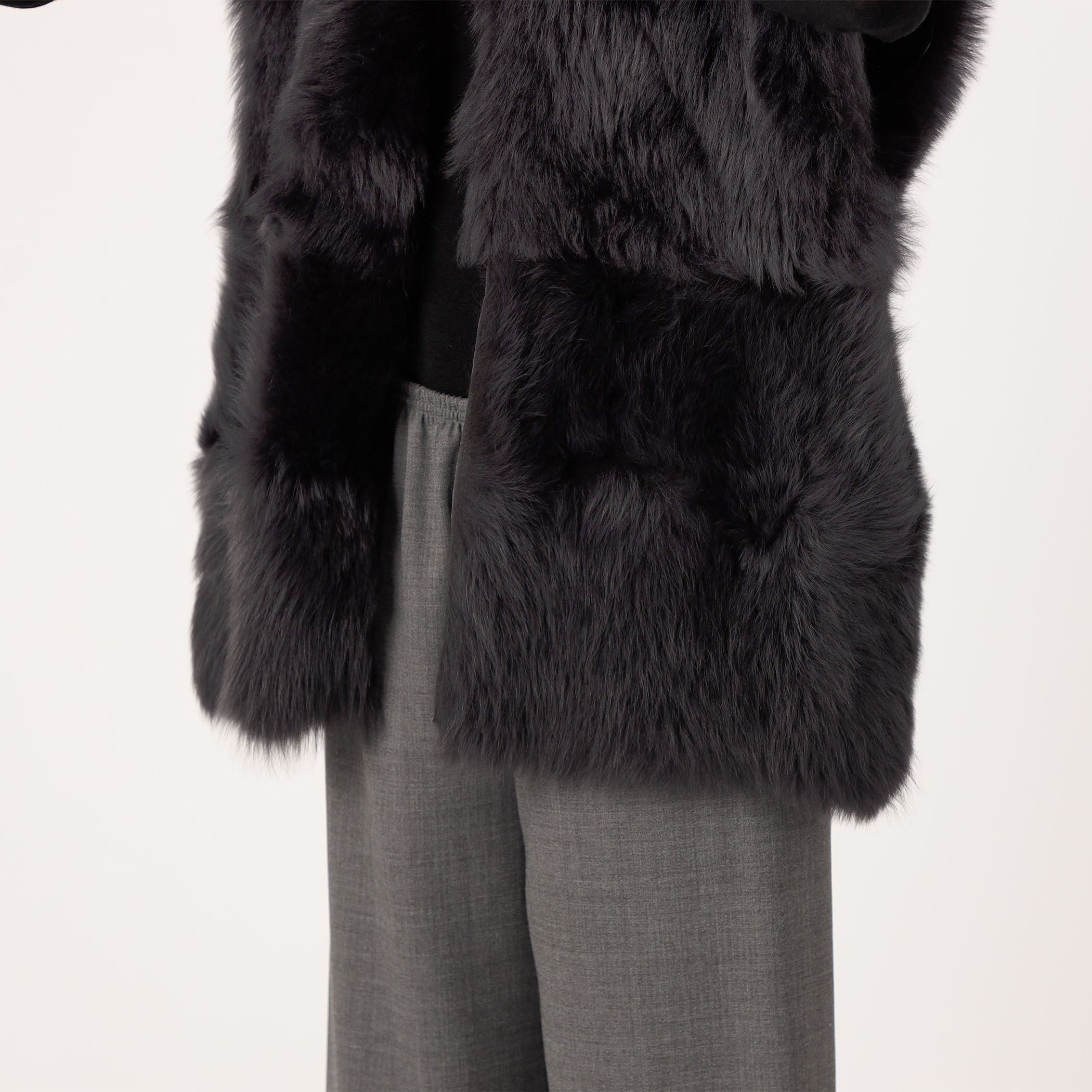 CINQUANTA FUR ジレ｜トゥモローランド 公式通販