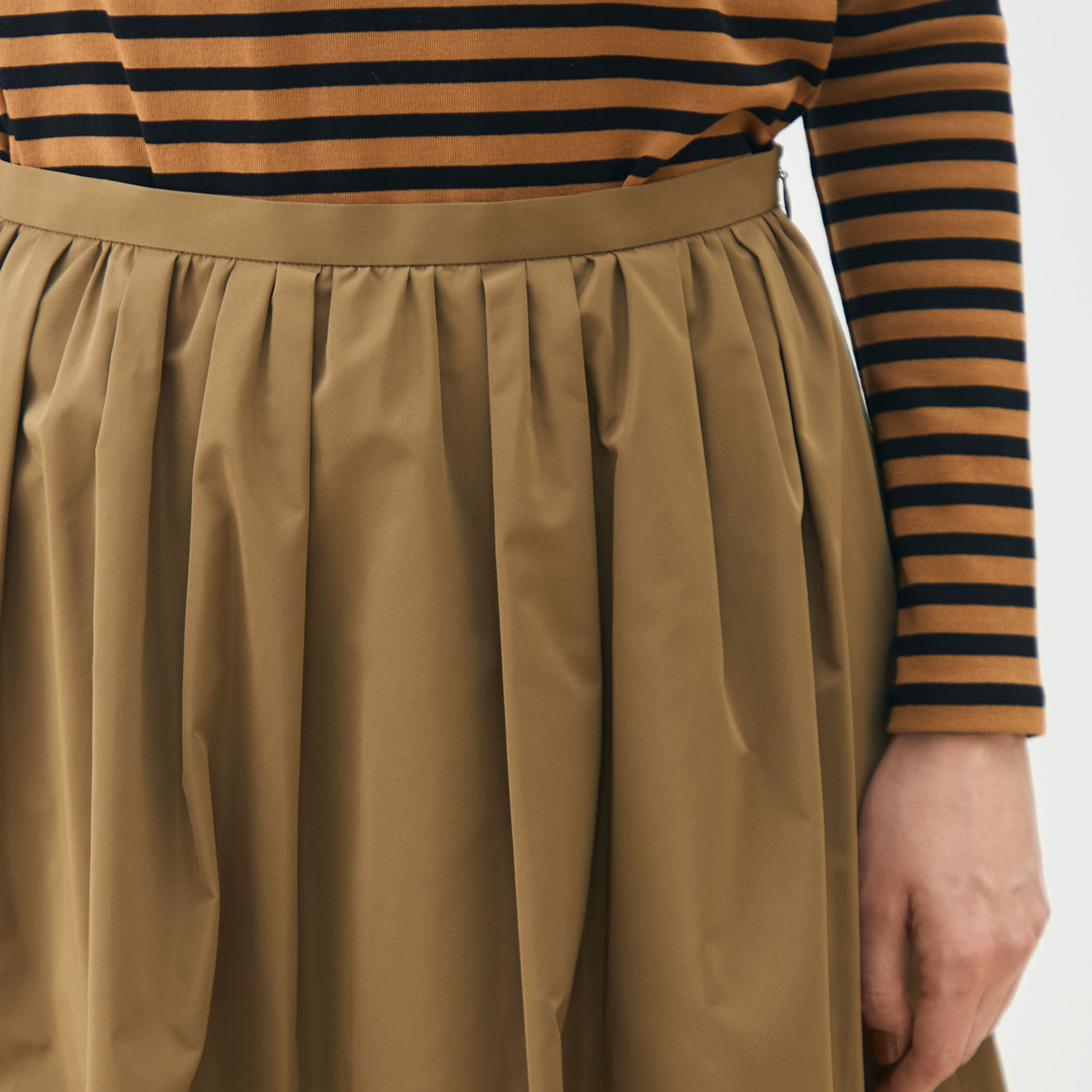 ポリステルシルクタフタ バルーンスカート｜トゥモローランド 公式通販