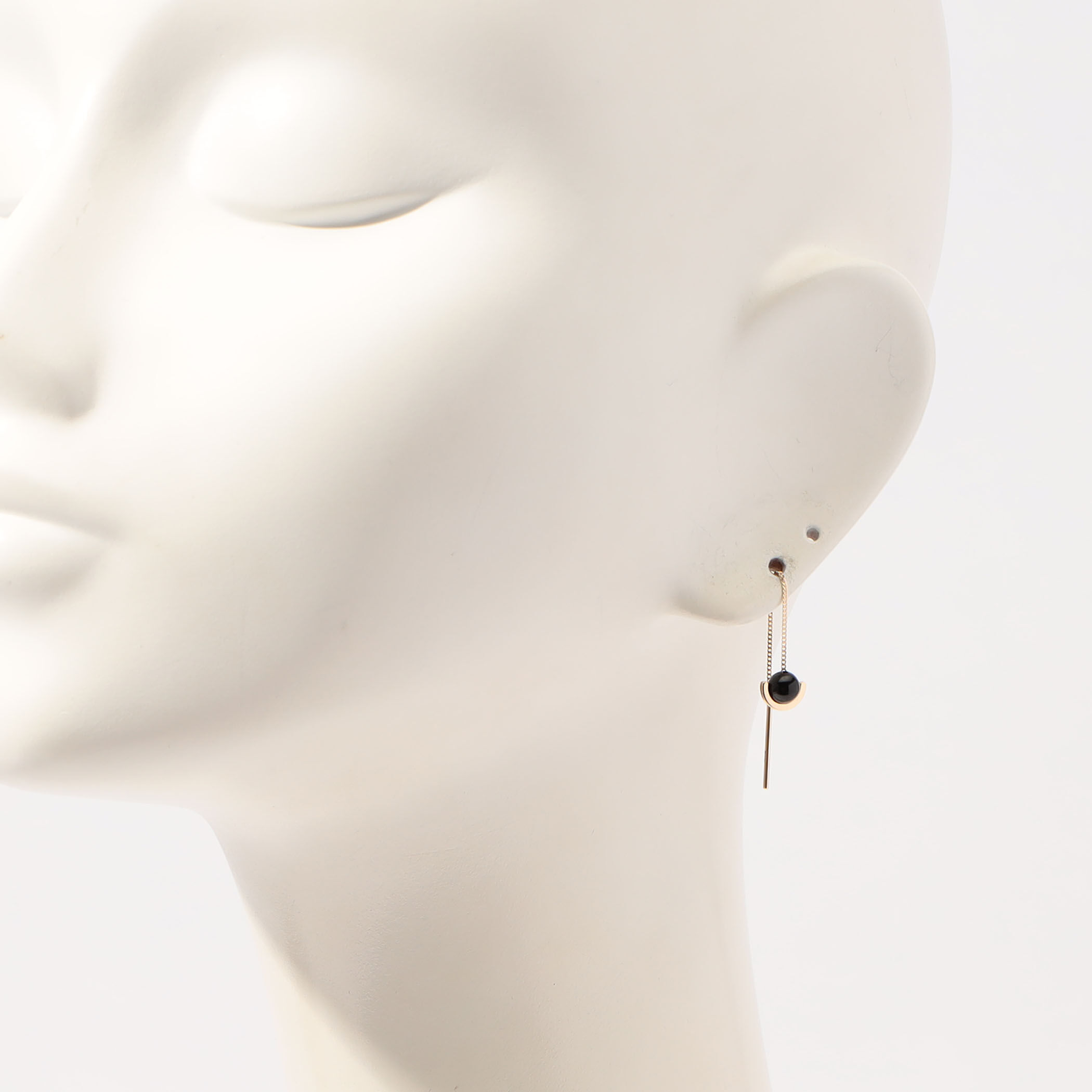 Hirotaka Mini Beluga オニキス チェーン シングルピアス