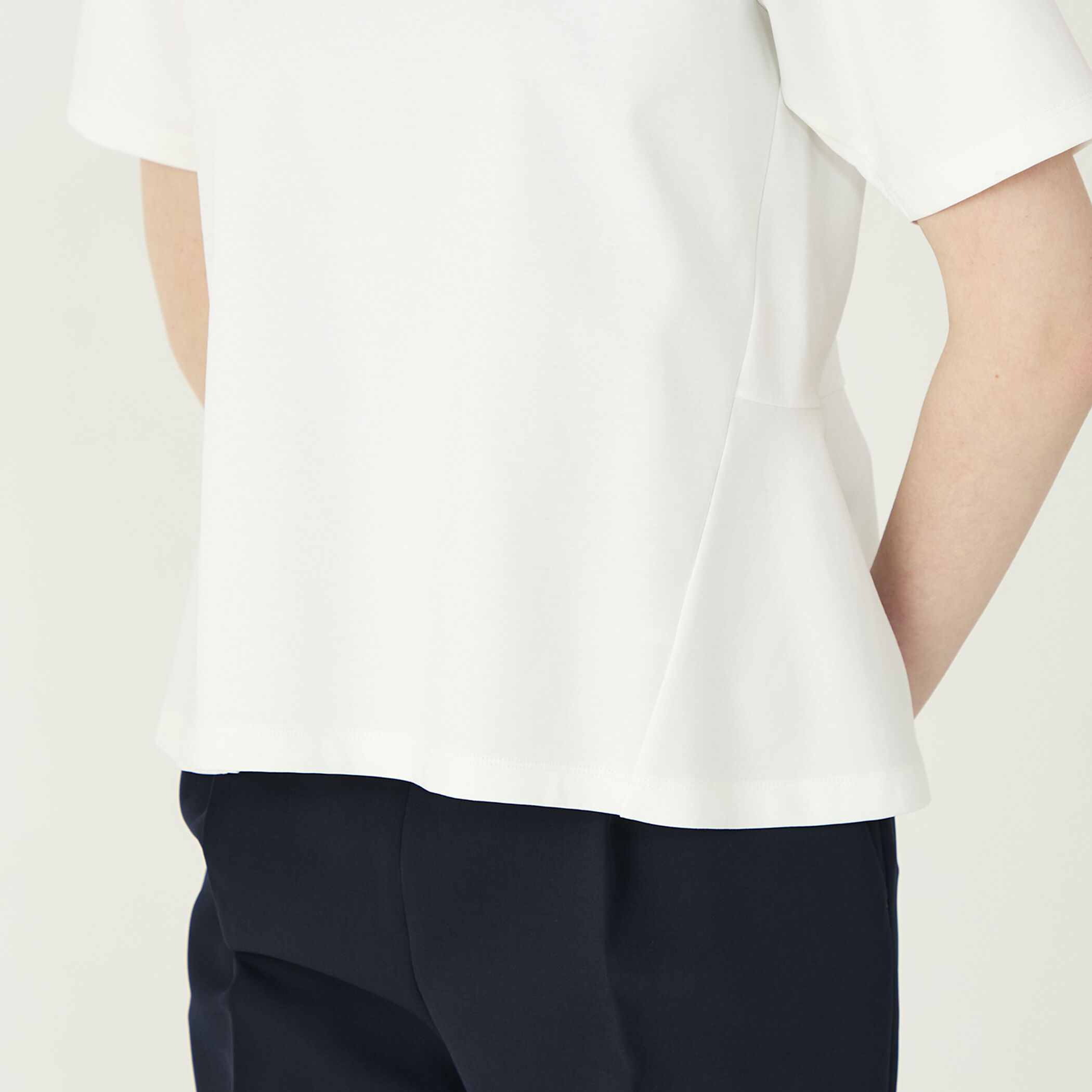 スーピマモクロディ ペプラムTシャツ｜トゥモローランド 公式サイト