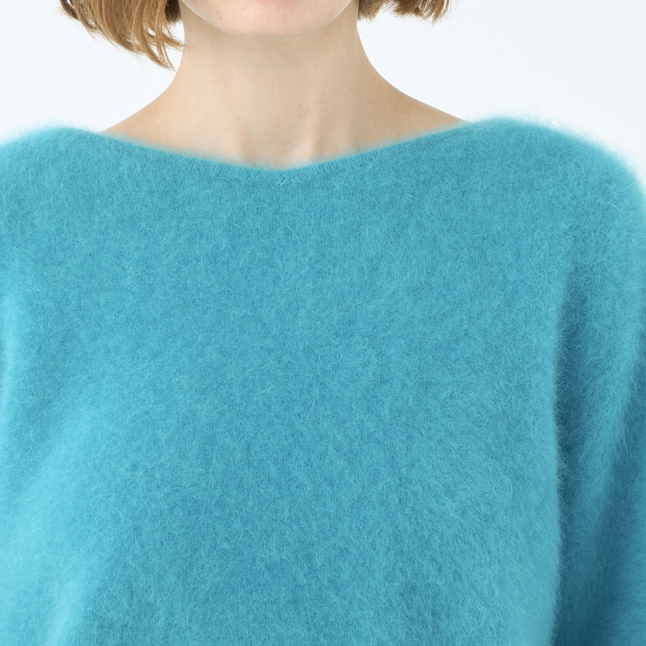 フラッフィーヤーン Vネックプルオーバー｜トゥモローランド 公式通販