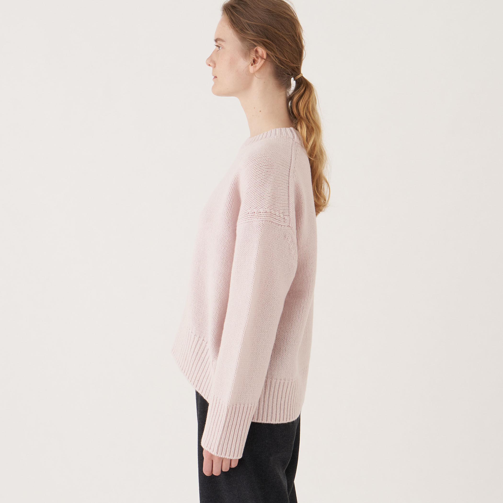 □□□ファインウール クルーネックプルオーバー｜トゥモローランド