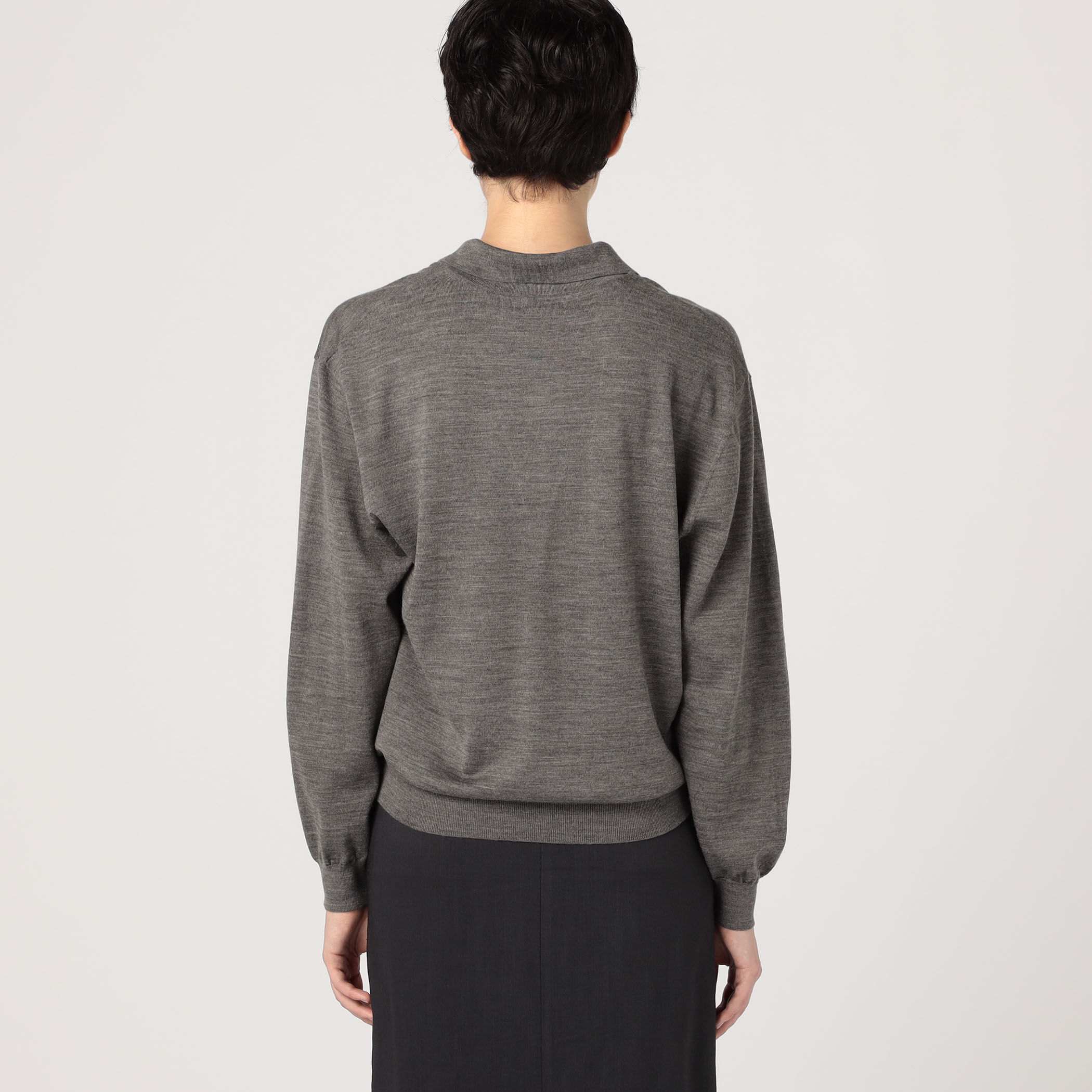 シルケットウール オープンカラープルオーバー｜トゥモローランド 公式通販