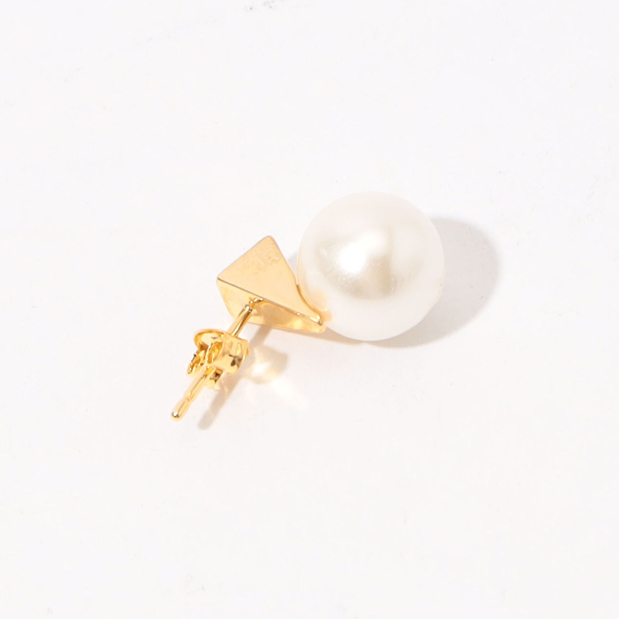 専用　januka パールピアス januka パールピアス｜トゥモローランド 公式通販