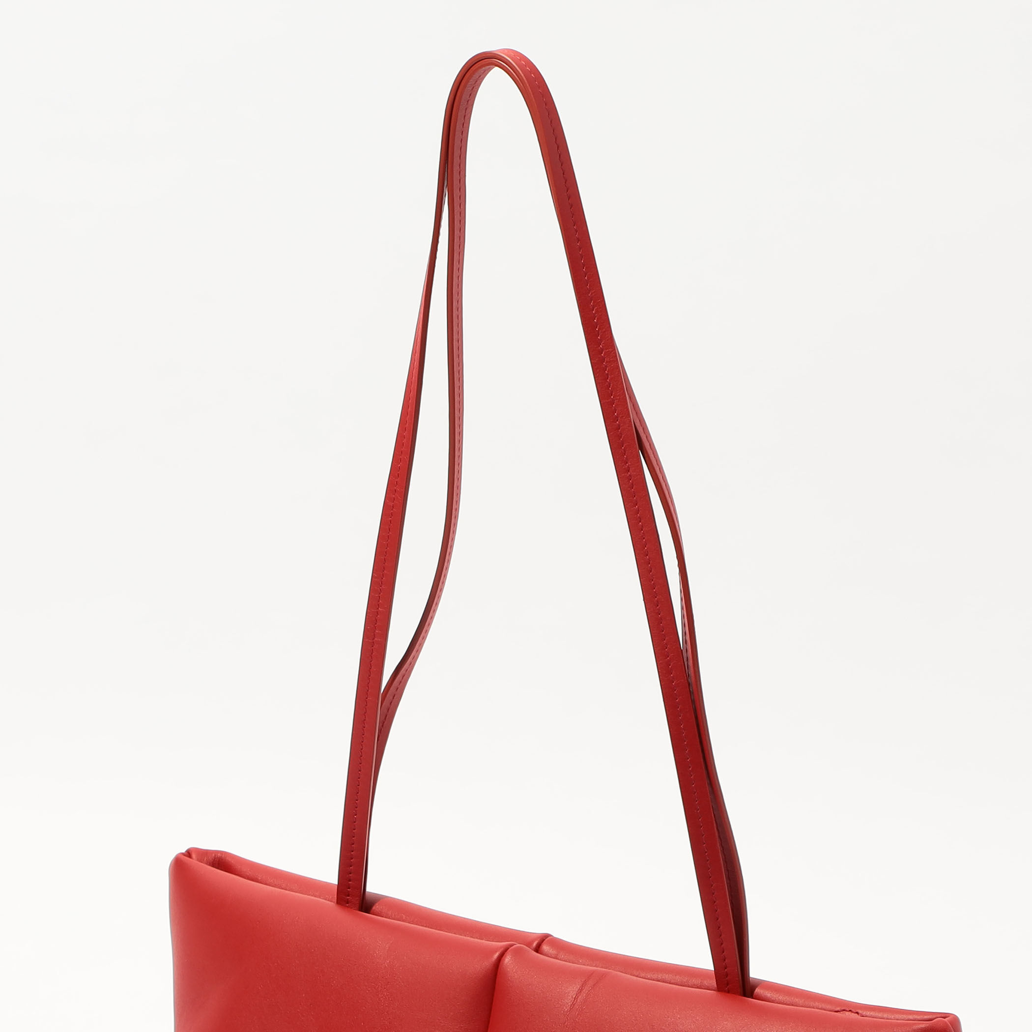 Maeden Boulevard Sling ショルダーバッグ｜トゥモローランド