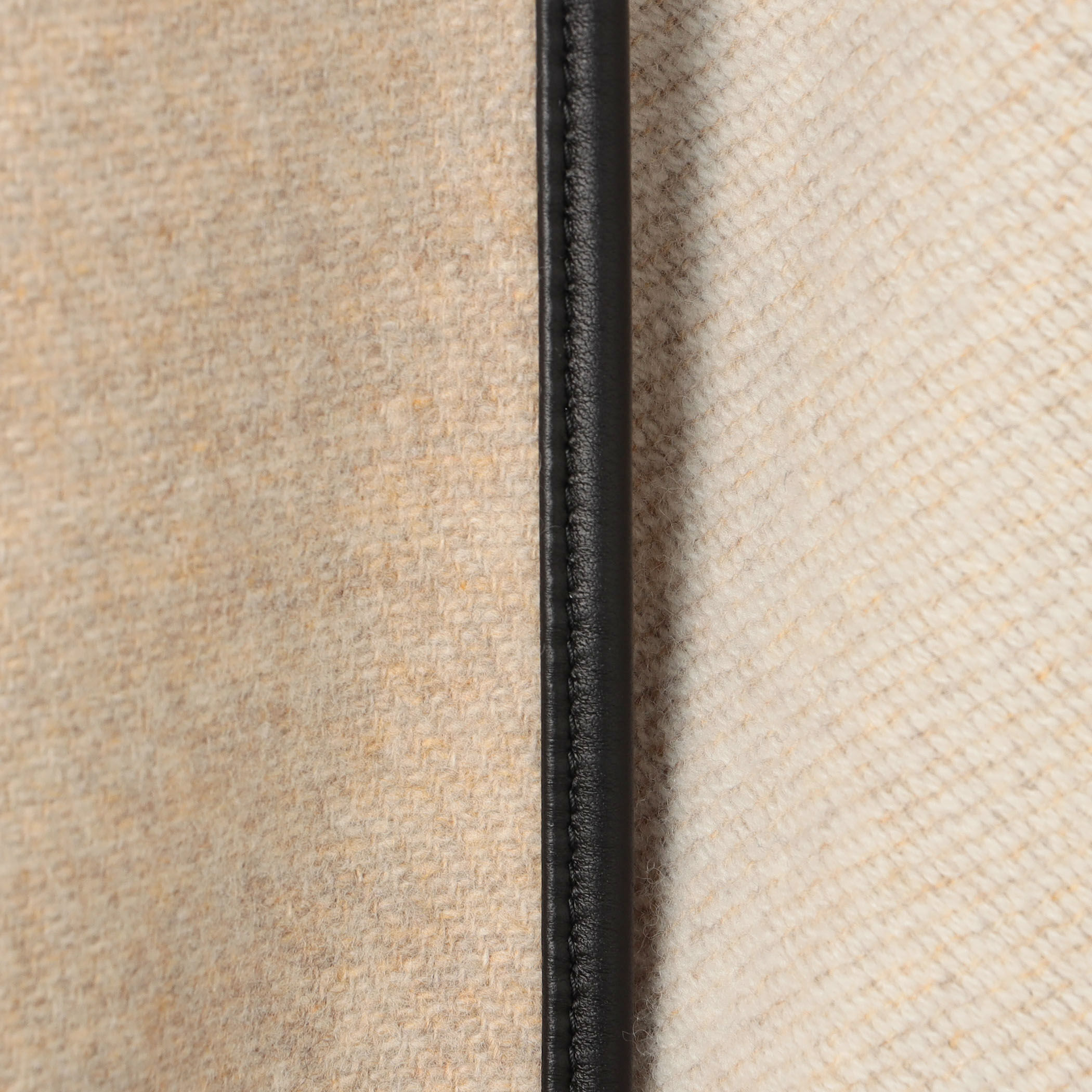 Johnstons of Elgin CAPE コート｜トゥモローランド 公式サイト