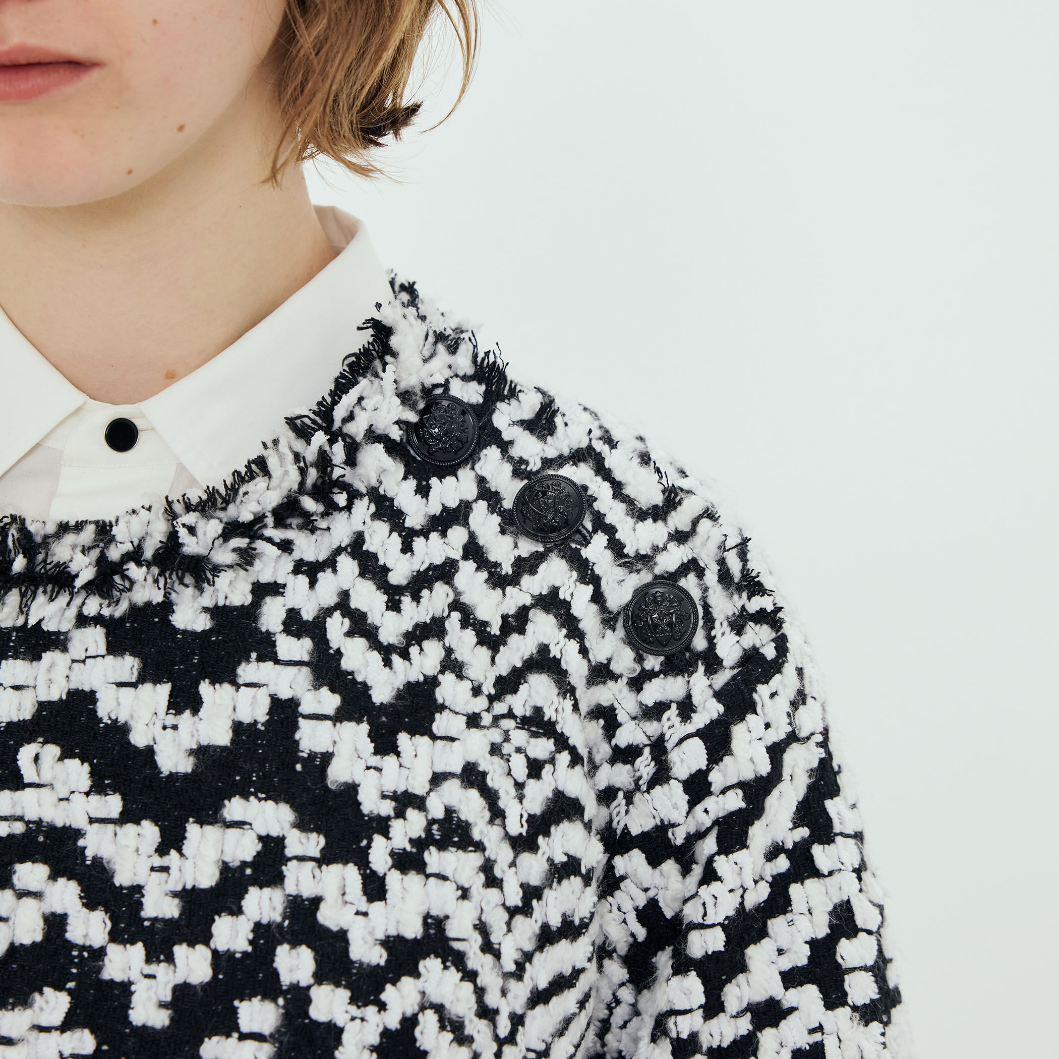 モノトーンジャカード ハーフスリーブトップ｜トゥモローランド 公式通販