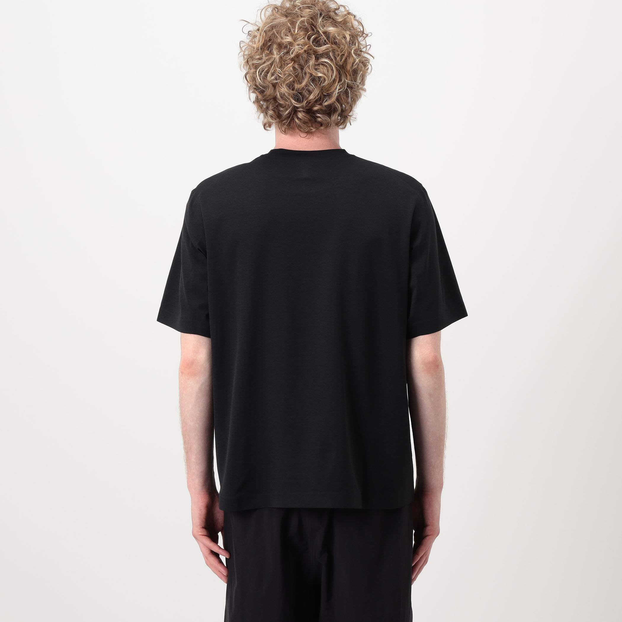 ARC'TERYX VEILANCE Metron SS Tシャツ｜トゥモローランド 公式サイト
