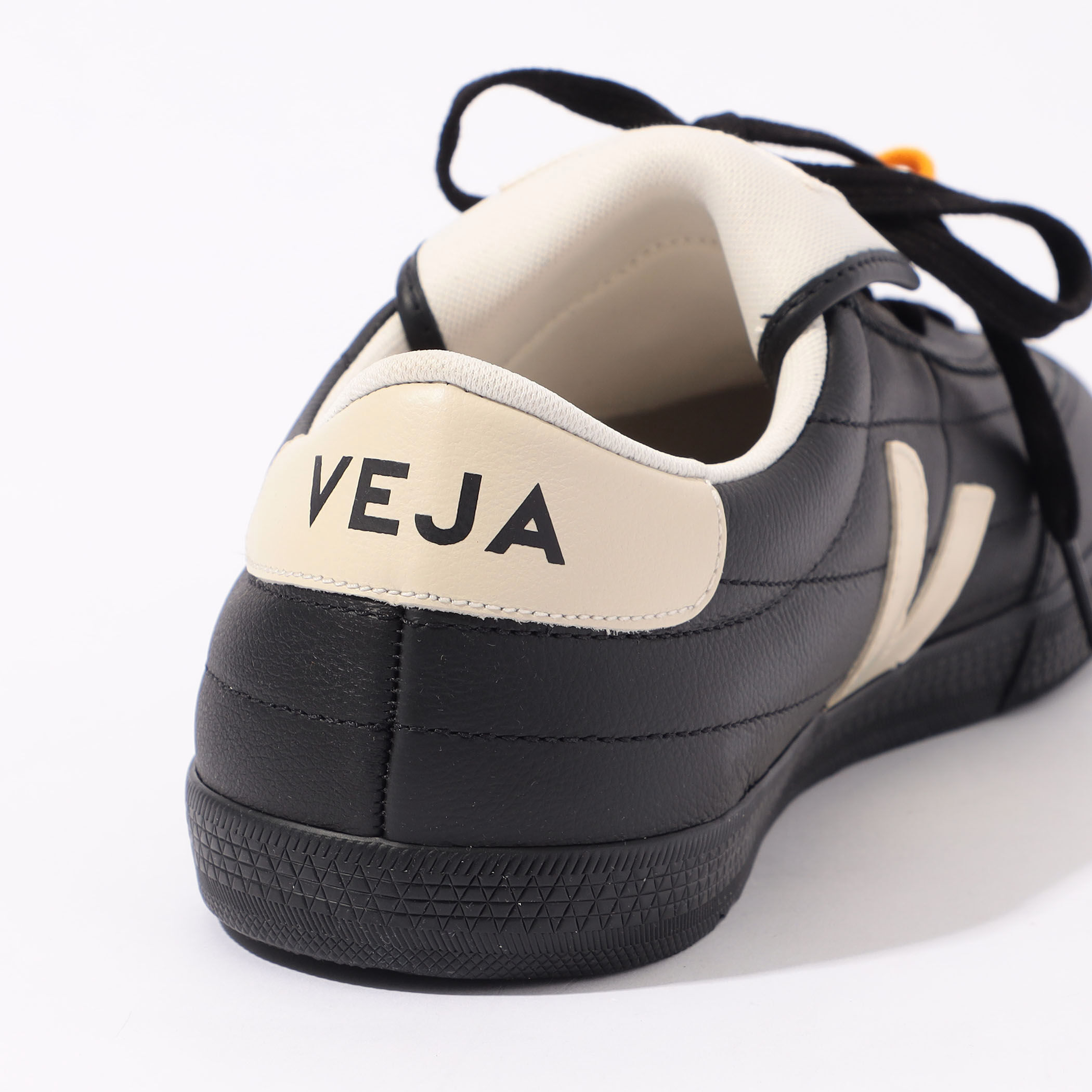 ミラノモナコホワイトシリカ VEJA × MAGLIANO PANENKA スニーカー｜トゥモローランド 公式サイト