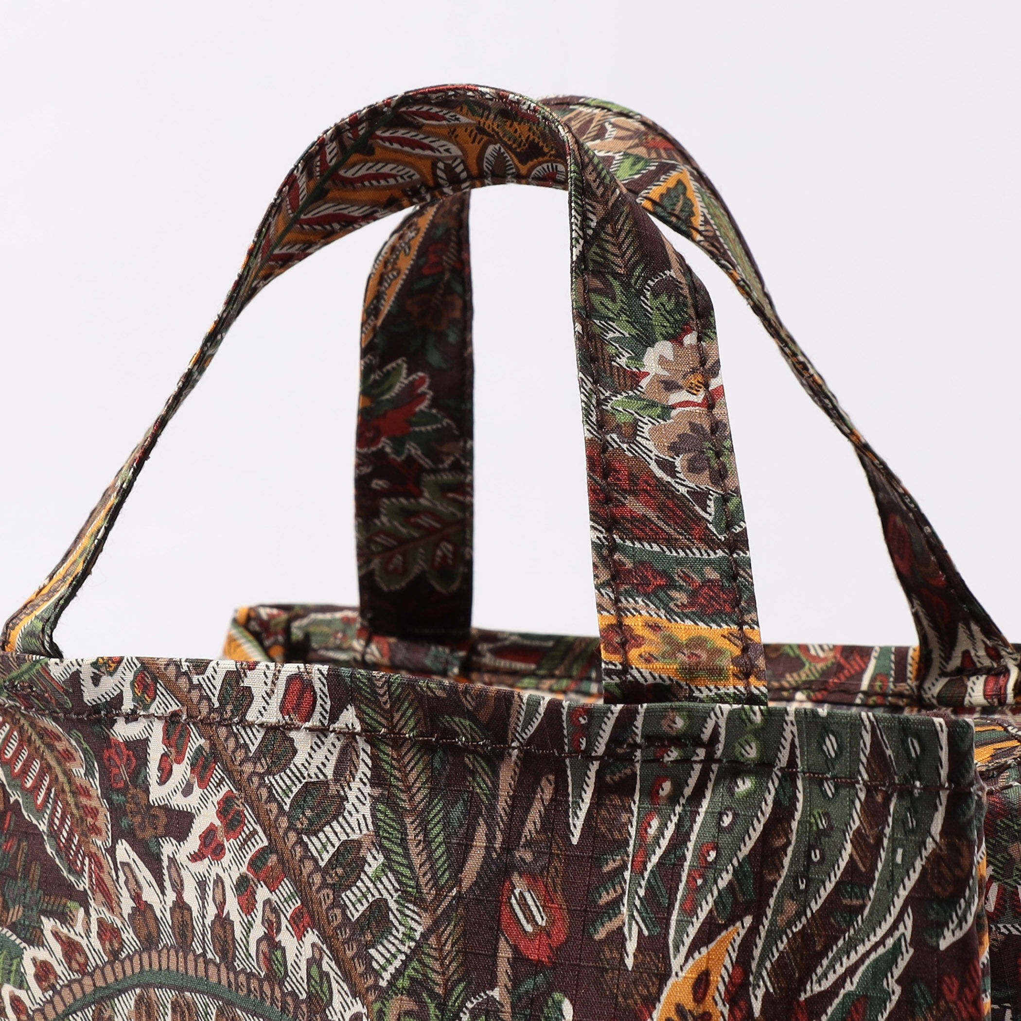 AMIACALVA Easy Bag M 2WAYバッグ｜トゥモローランド 公式通販