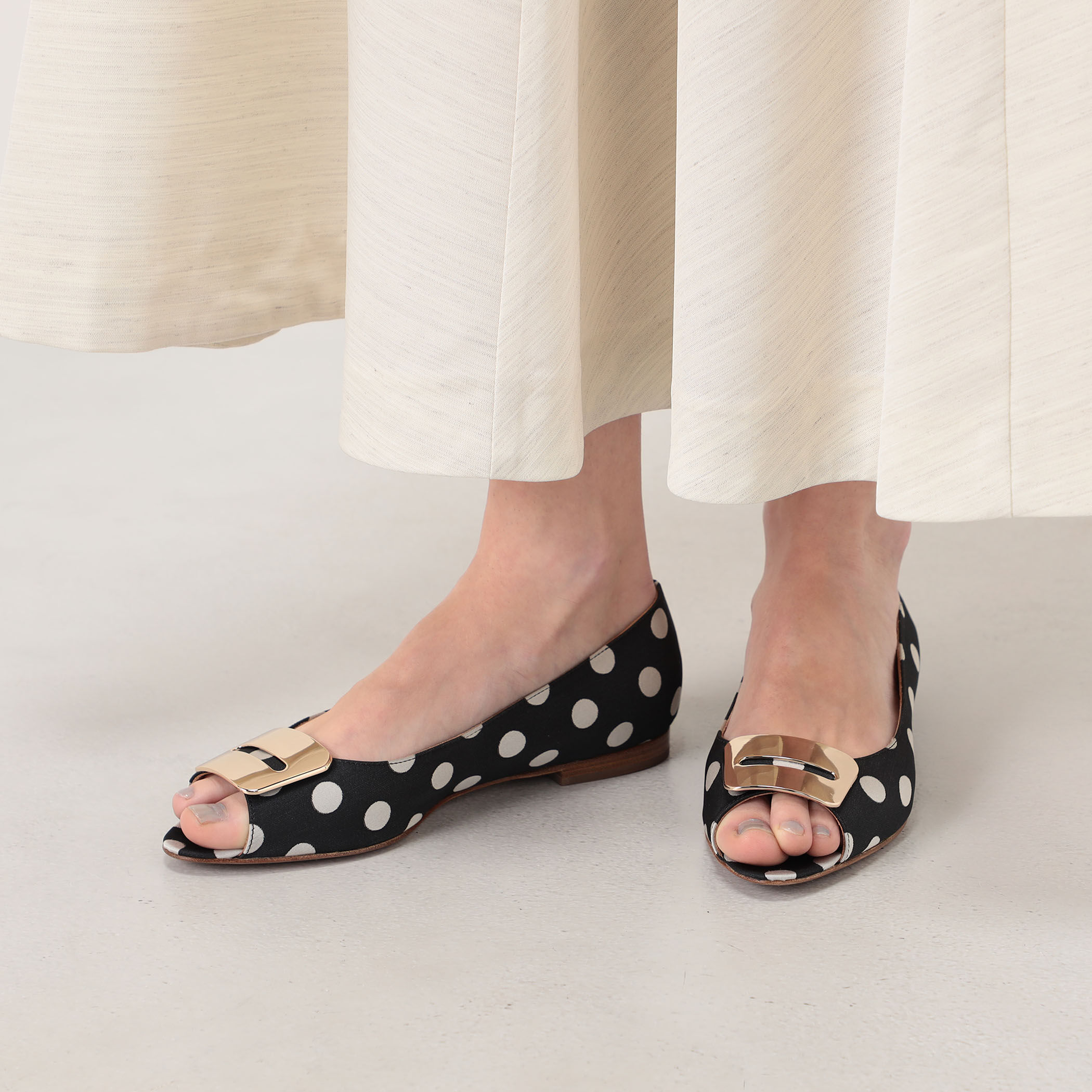 PELLICO DOT FLAT MULE フラットシューズ｜トゥモローランド 公式サイト