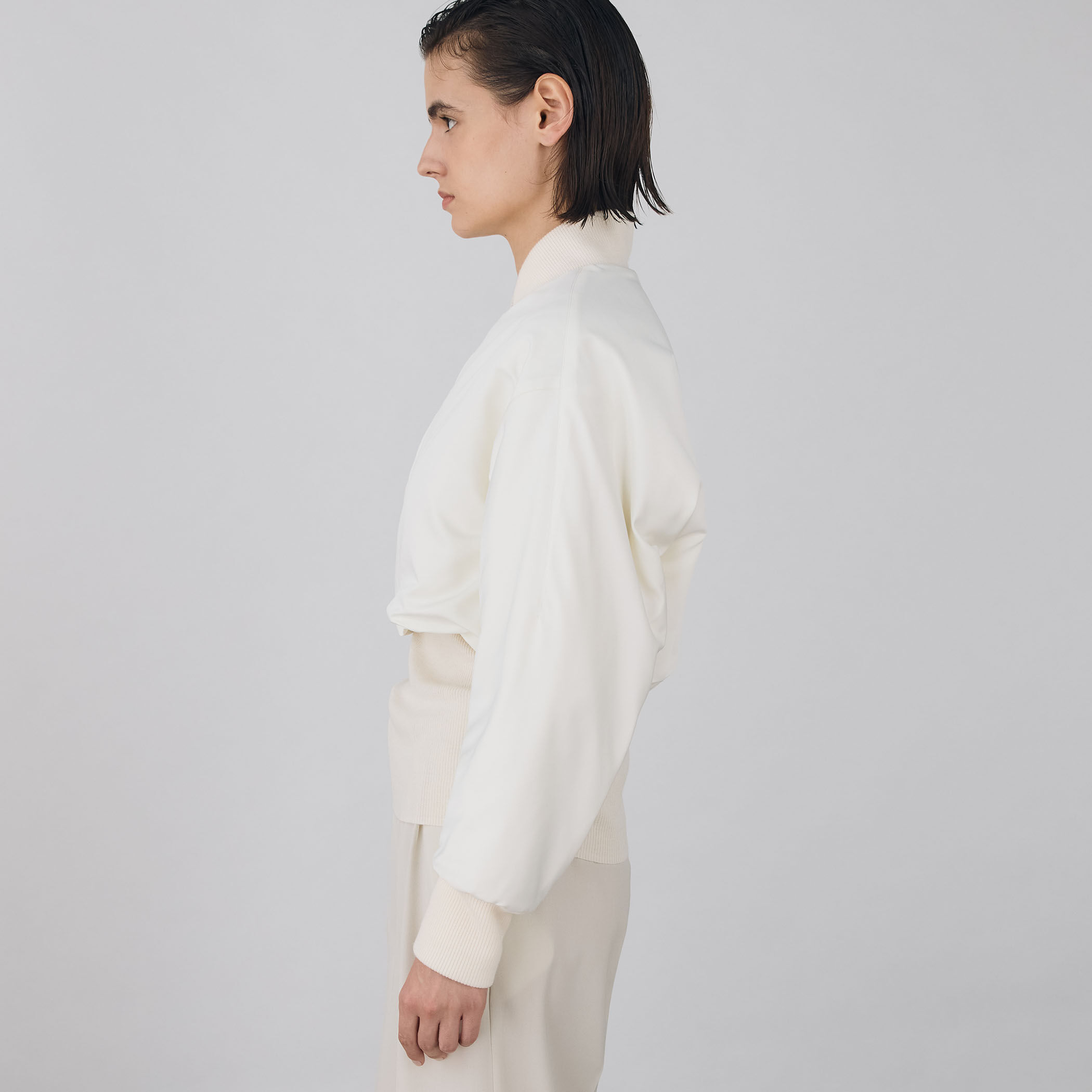 ポリエステルスムースダブルクロス クロップドブルゾン