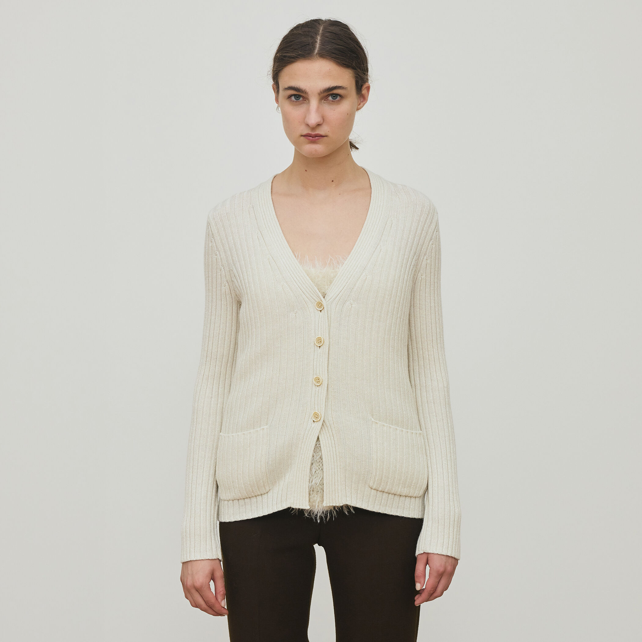 ドゥーズィエムクラス　Heartrich カーディガン　Vネック　ウール　白 Deuxieme Classe（ドゥーズィエムクラス）の「Heartrich カーディガン