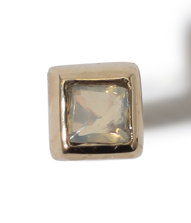 Metier Mini Bezel Set Princess Gemstone Studs 片耳ピアス