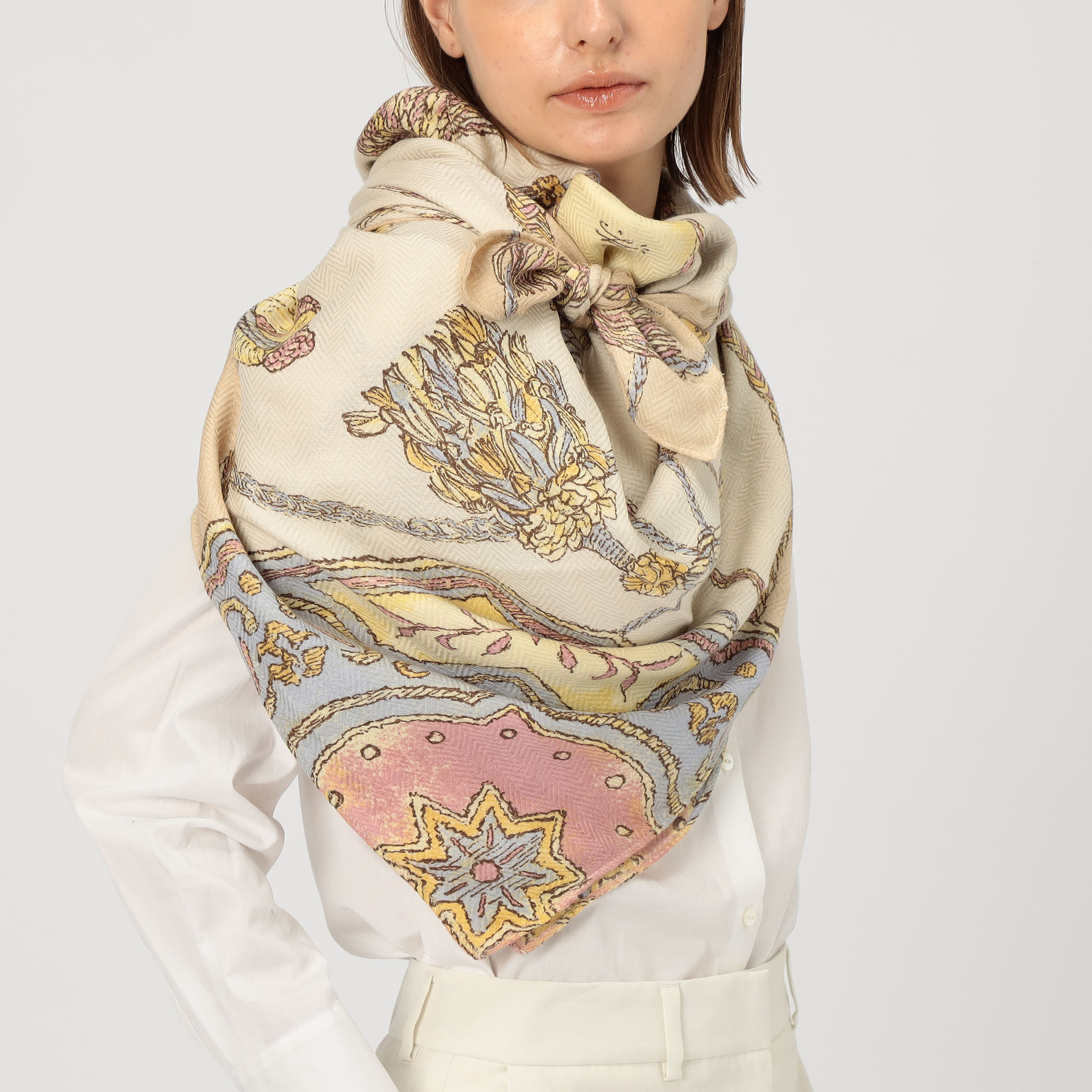 別注】MANIPURI TASSEL スカーフ｜トゥモローランド 公式通販