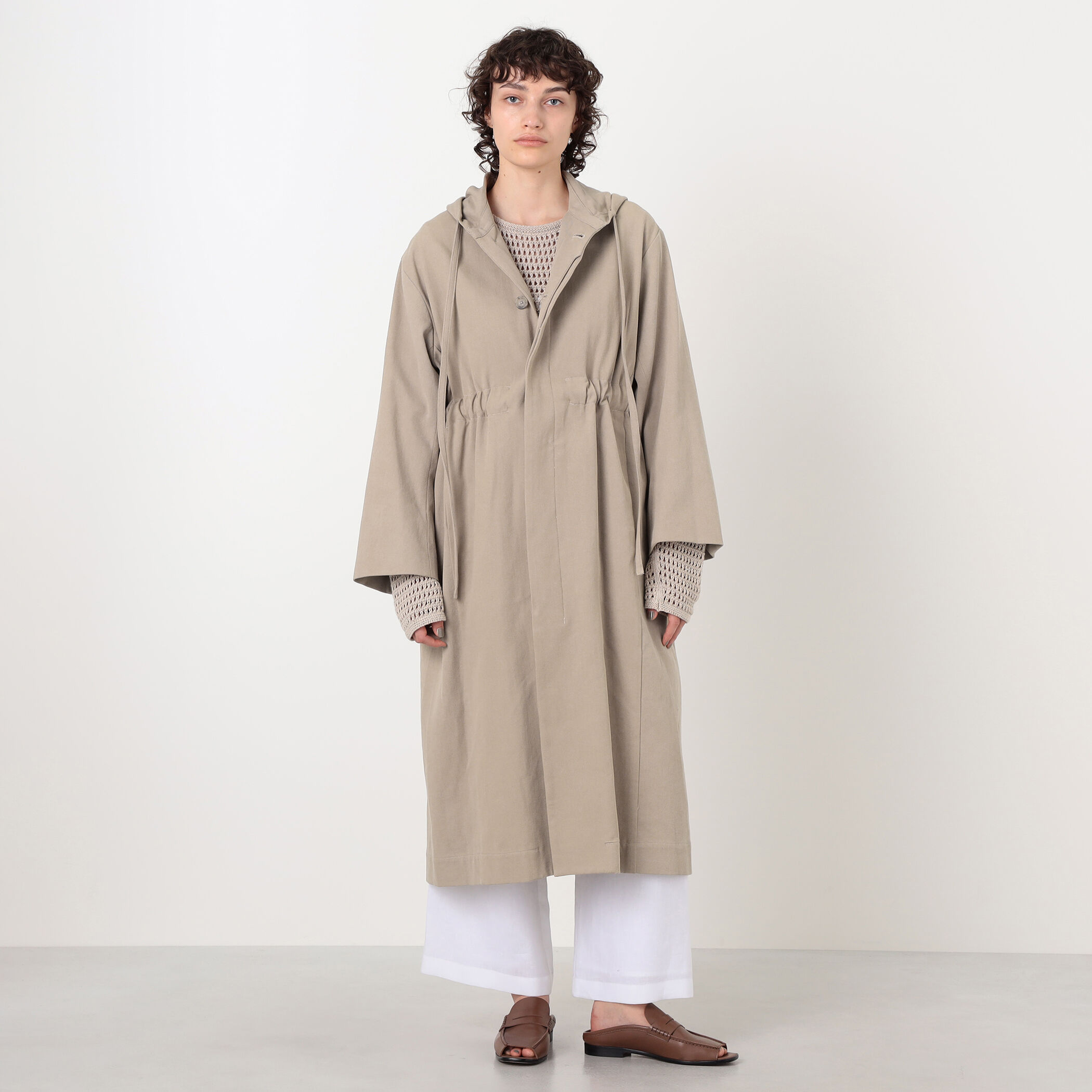 LAUREN MANOOGIAN Hood トレンチコート｜トゥモローランド 公式サイト