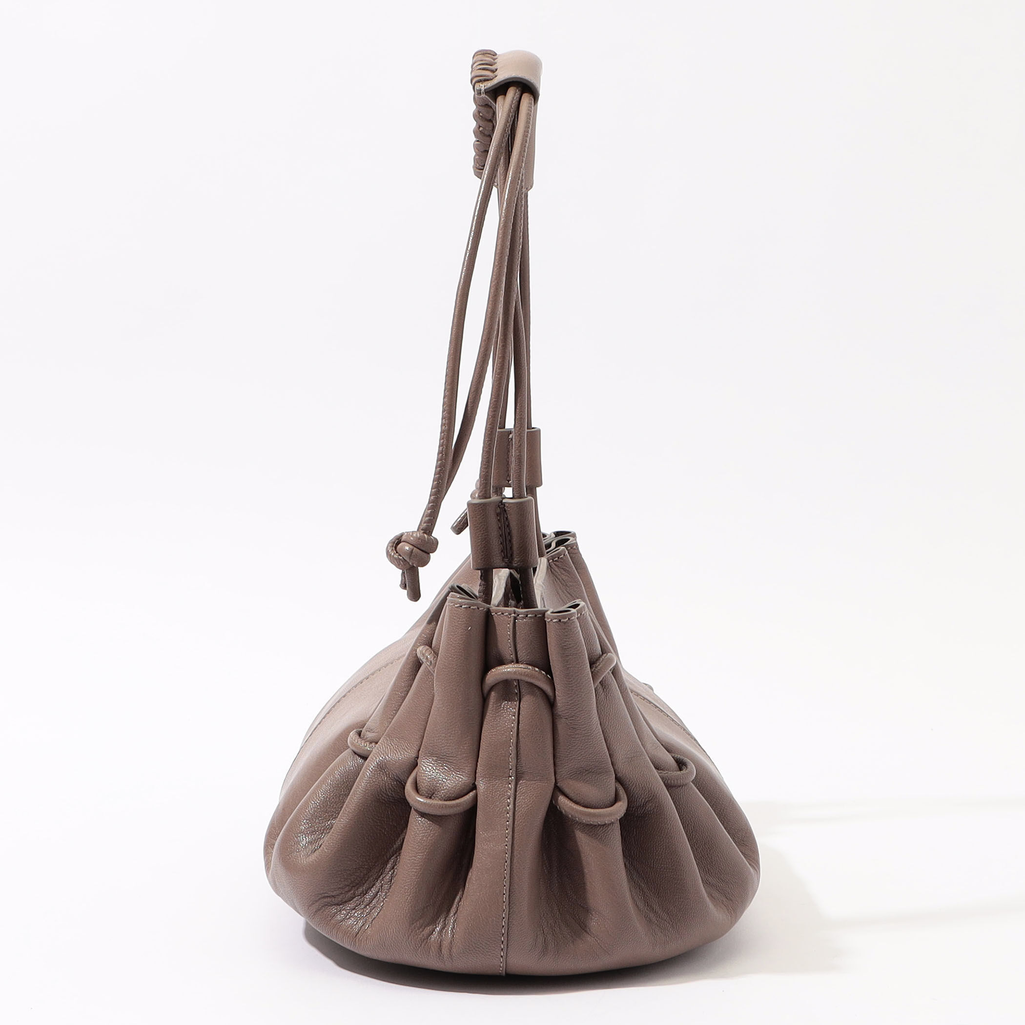 HEREU ARTA ショルダーバッグ｜トゥモローランド 公式通販