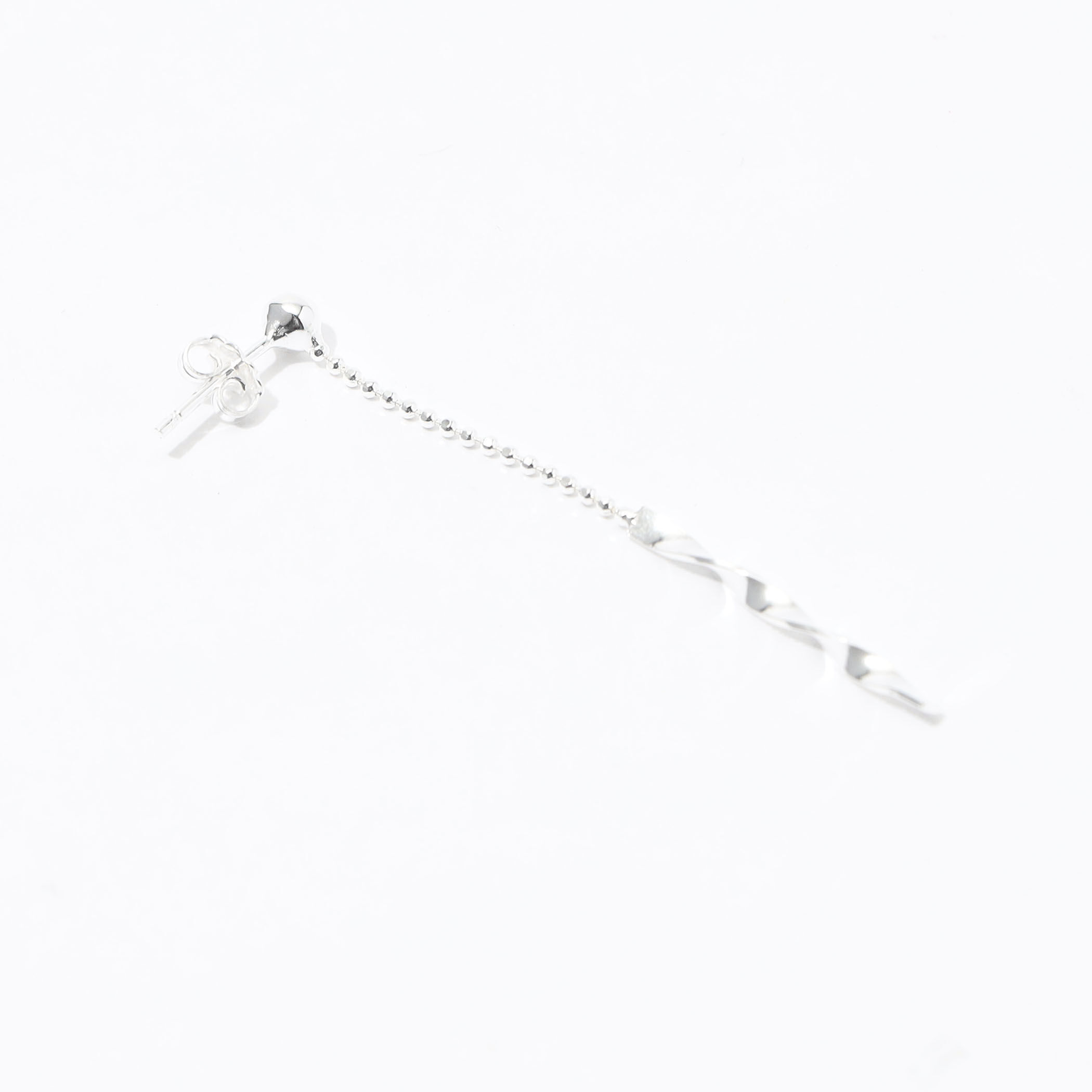NINA&JULES ツイステッドオーバルホールピアスシルバー925美品 NINA&JULES ツイステッドオーバルホールピアスシルバー925美品