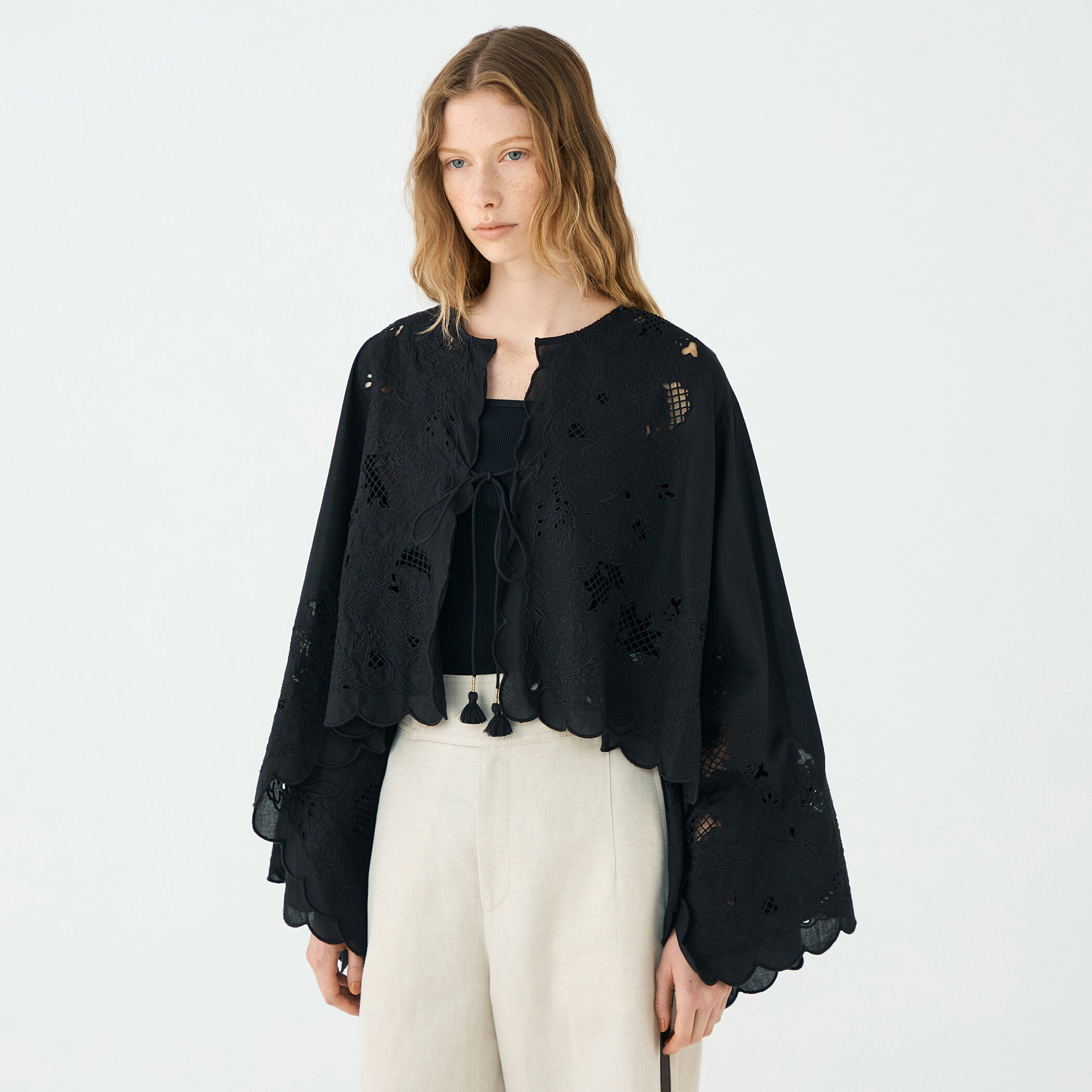 バンダナエンブロイダリー ワイドスリーブブラウス｜トゥモローランド