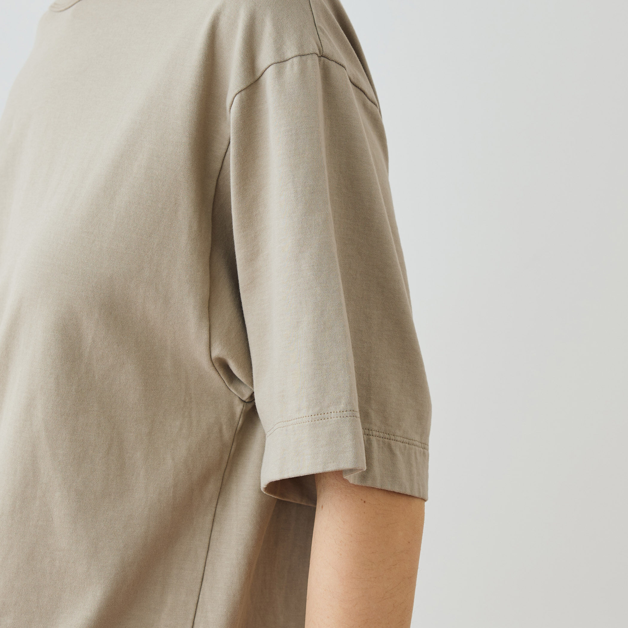 ザ・ビューティフル・サウス ツアーTシャツ M ベージュ 125R1011200 M Off the wall TEE NATURAL 694979-0003｜エービーシー