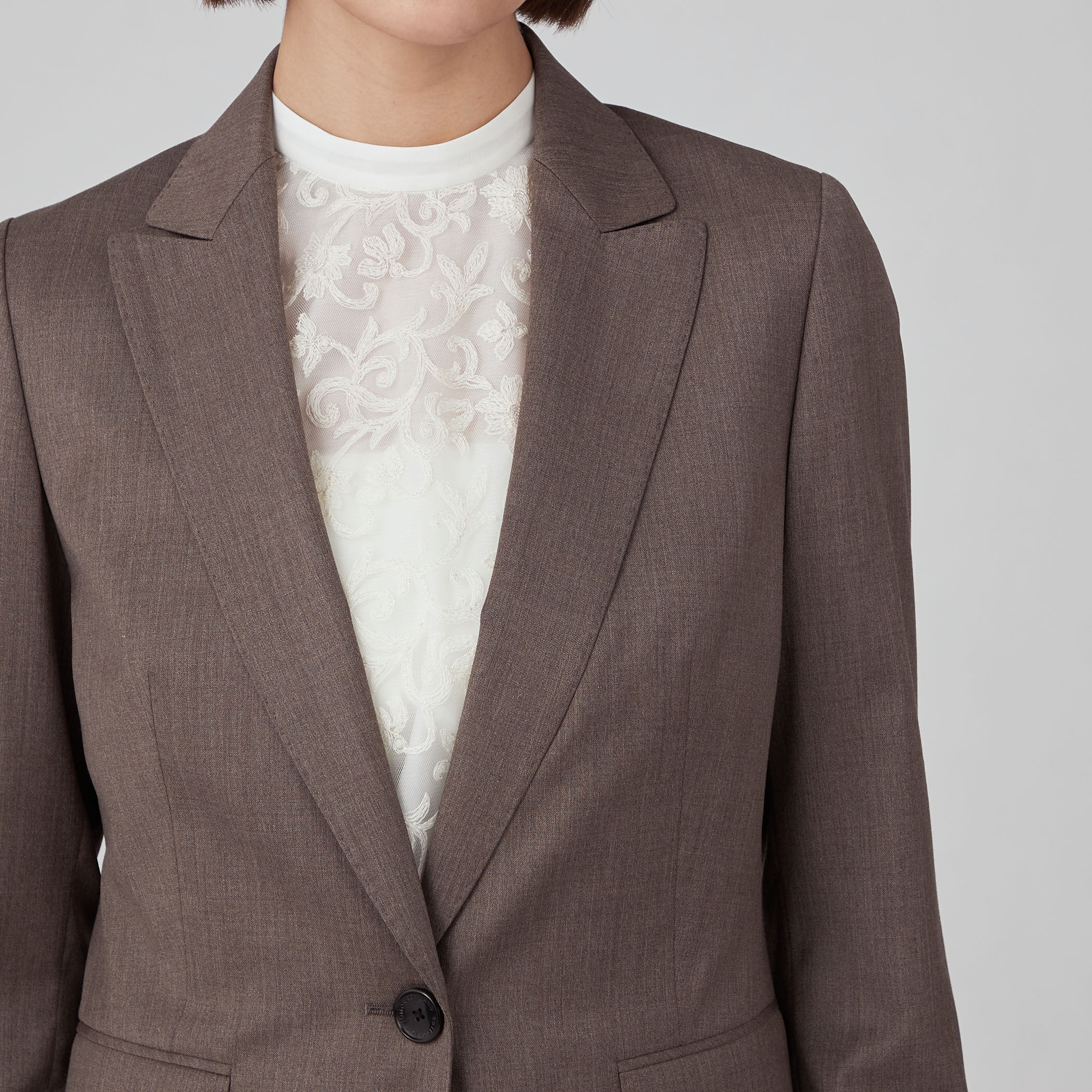 365 TWILL ピークドラペルジャケット｜トゥモローランド 公式通販