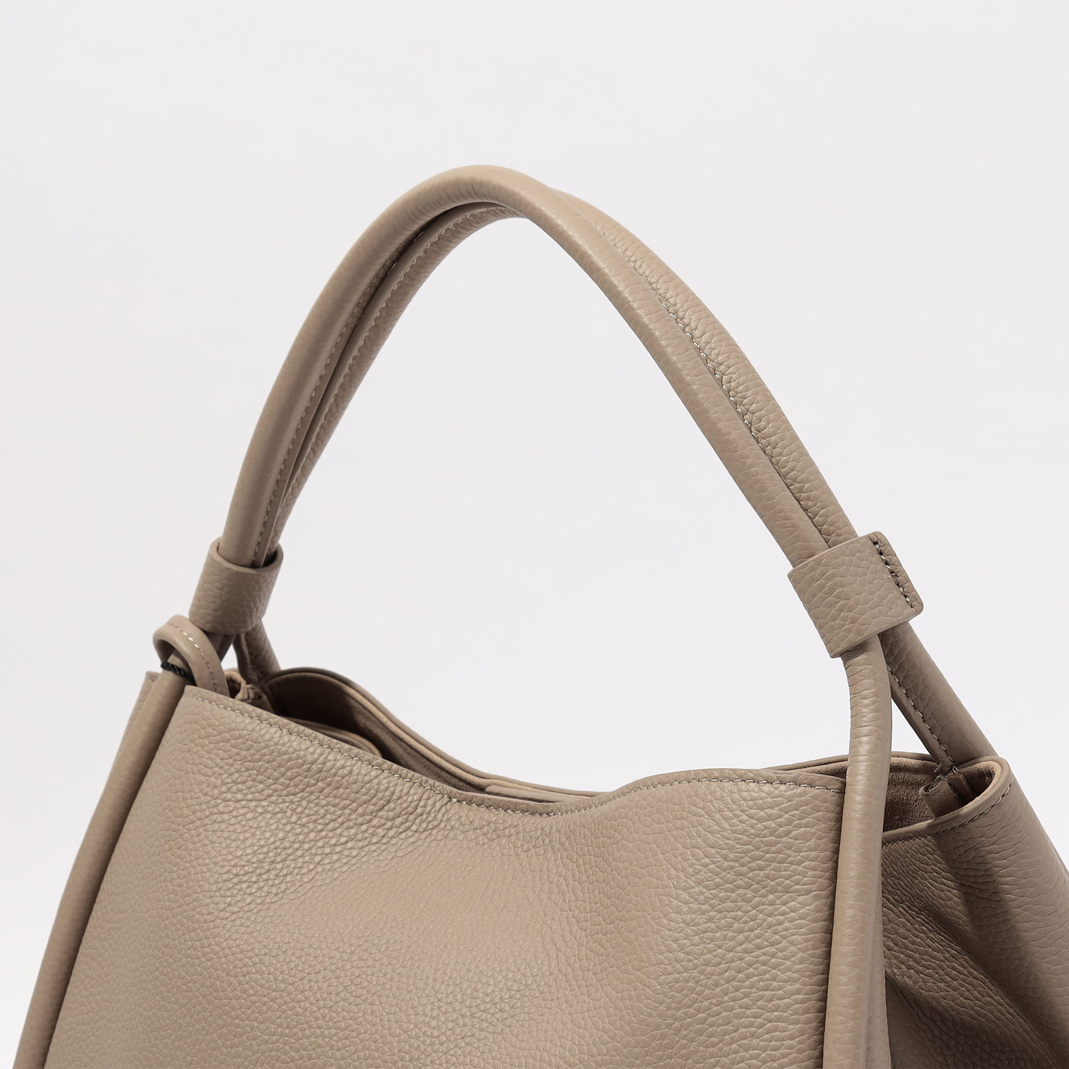 FEEL AND TASTE ATELIER MIDDLE ハンドバッグ｜トゥモローランド
