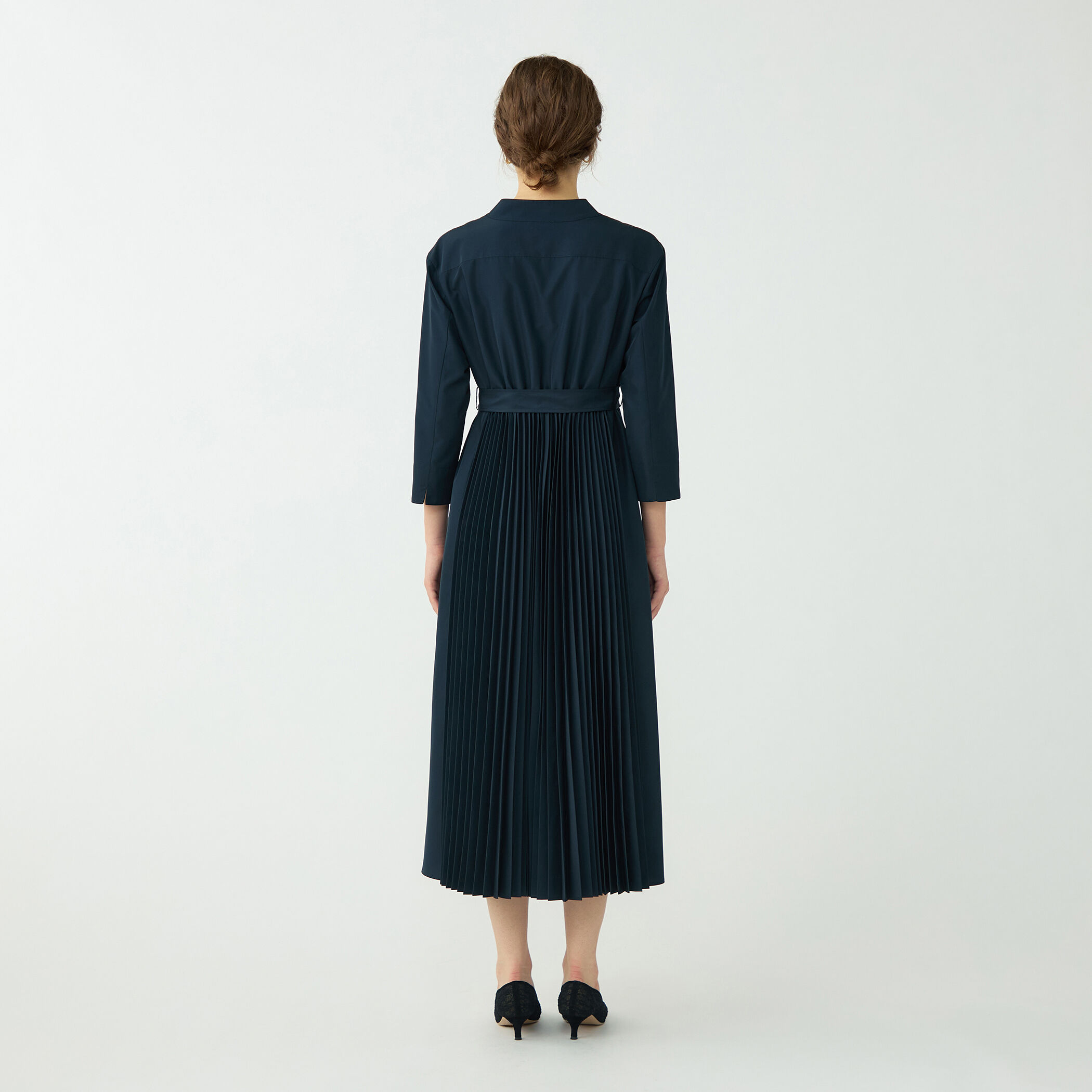 プリーツコンビ シャツワンピース｜トゥモローランド 公式通販