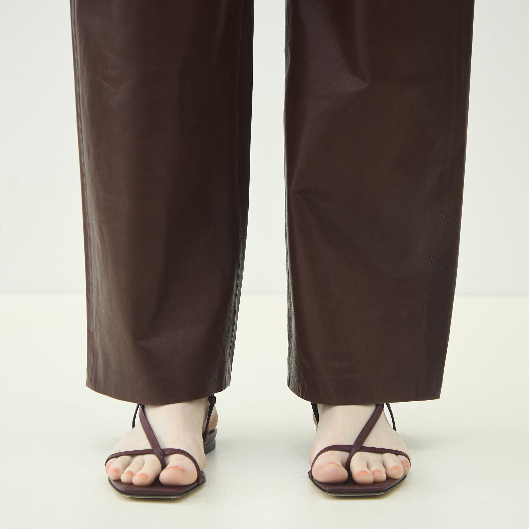 MACLACHLAN レザーパンツ｜トゥモローランド 公式通販