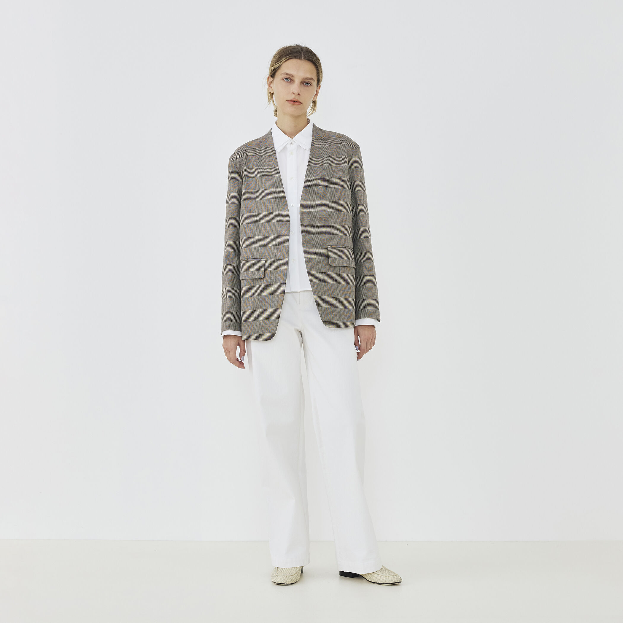 コットンオックスストレッチ ノーカラージャケット｜トゥモローランド