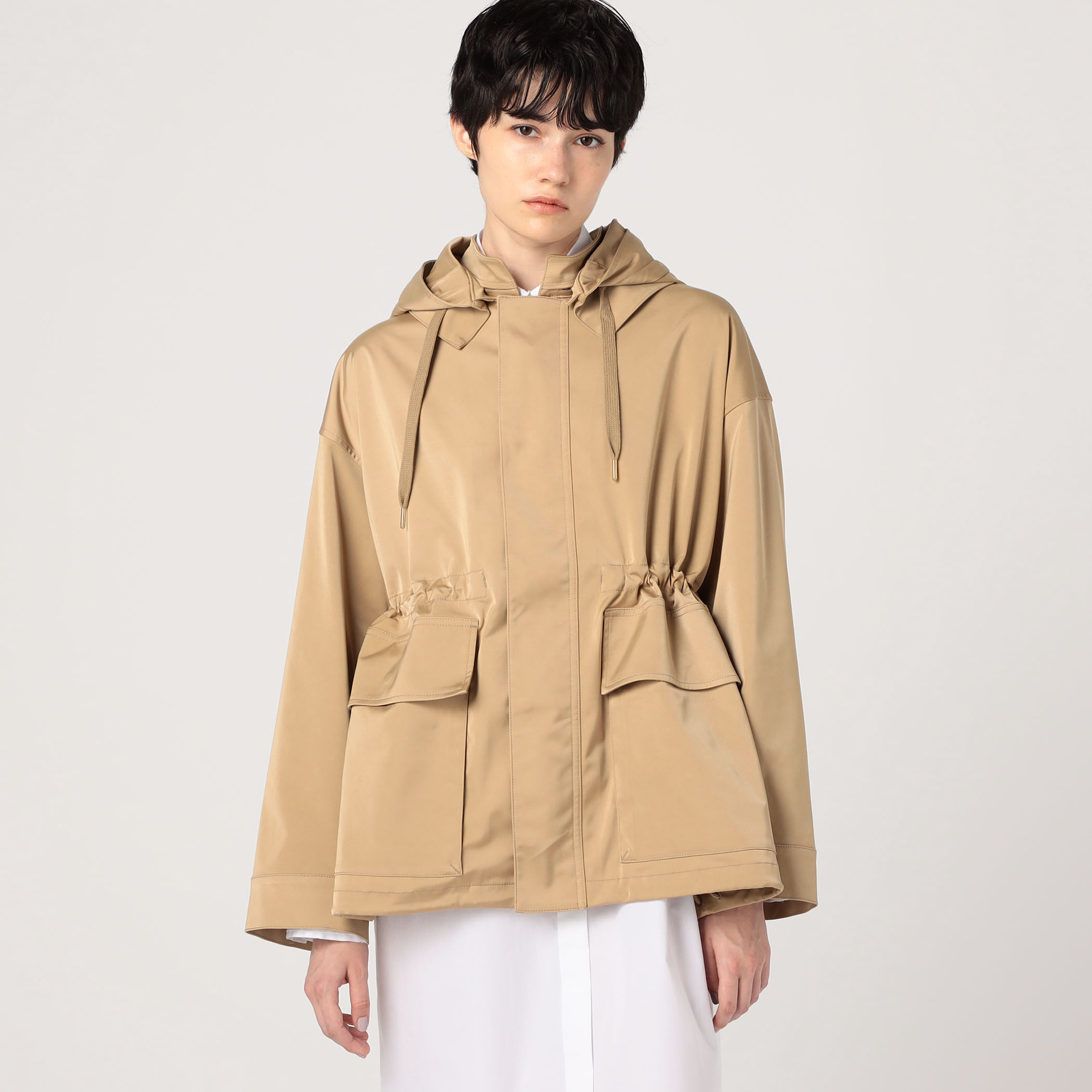 ★マカフィー トゥモローランド　ジャケット　ブルゾン　フード付き ダブルサテン フーディーブルゾン｜トゥモローランド 公式通販