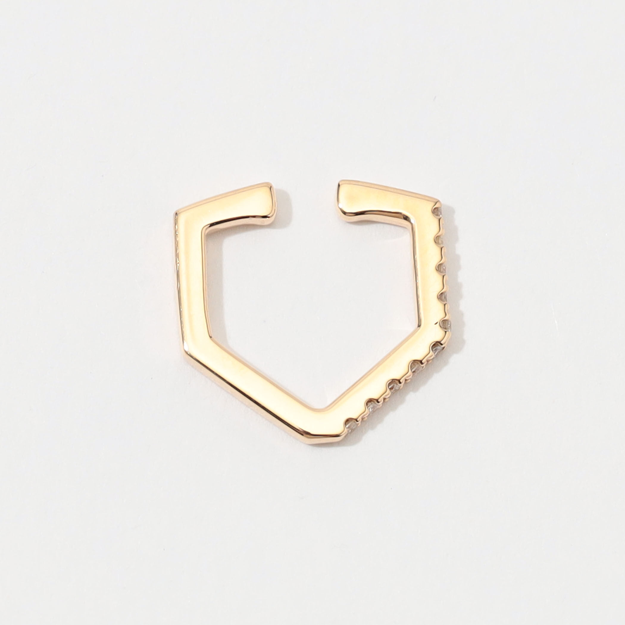 Hirotaka MANHATTAN Hexagon イヤーカフ｜トゥモローランド 公式サイト