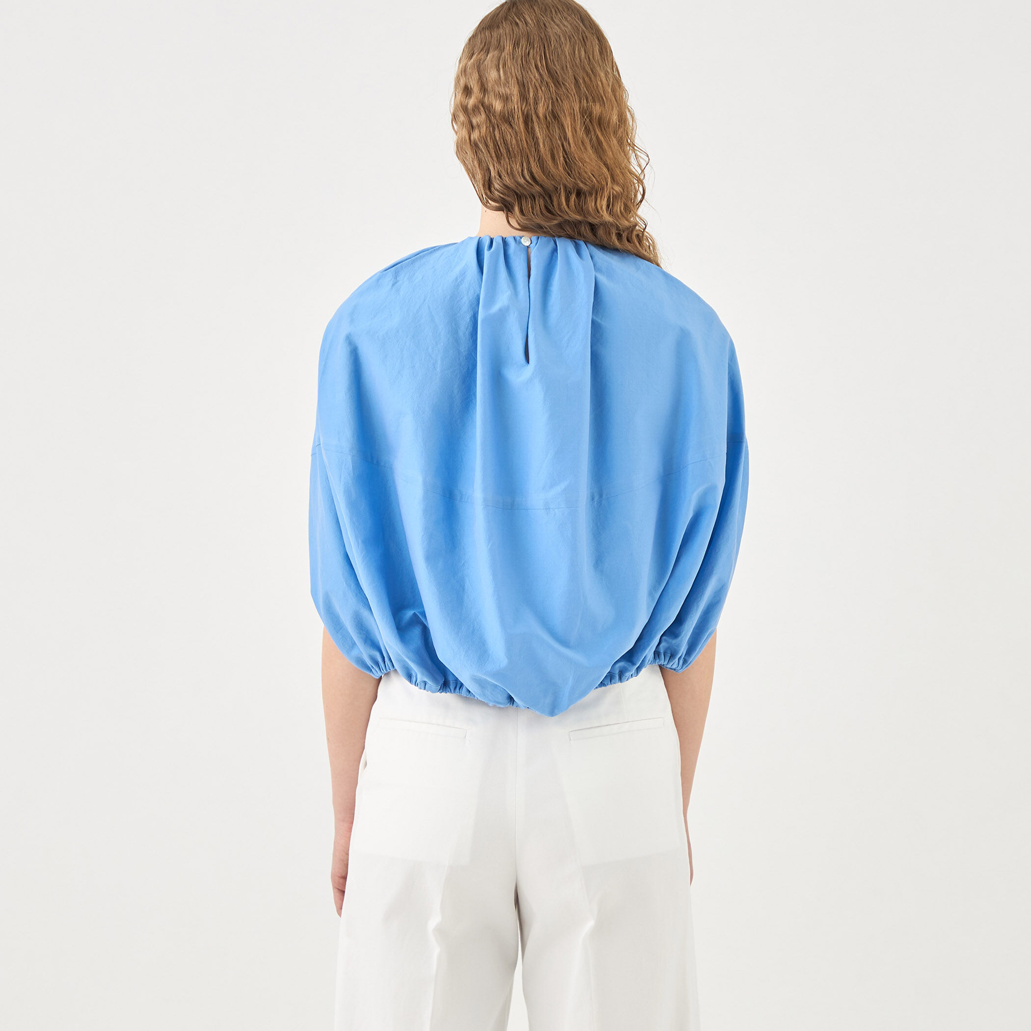 コットンシルクシャンブレー バルーンフレンチスリーブブラウス