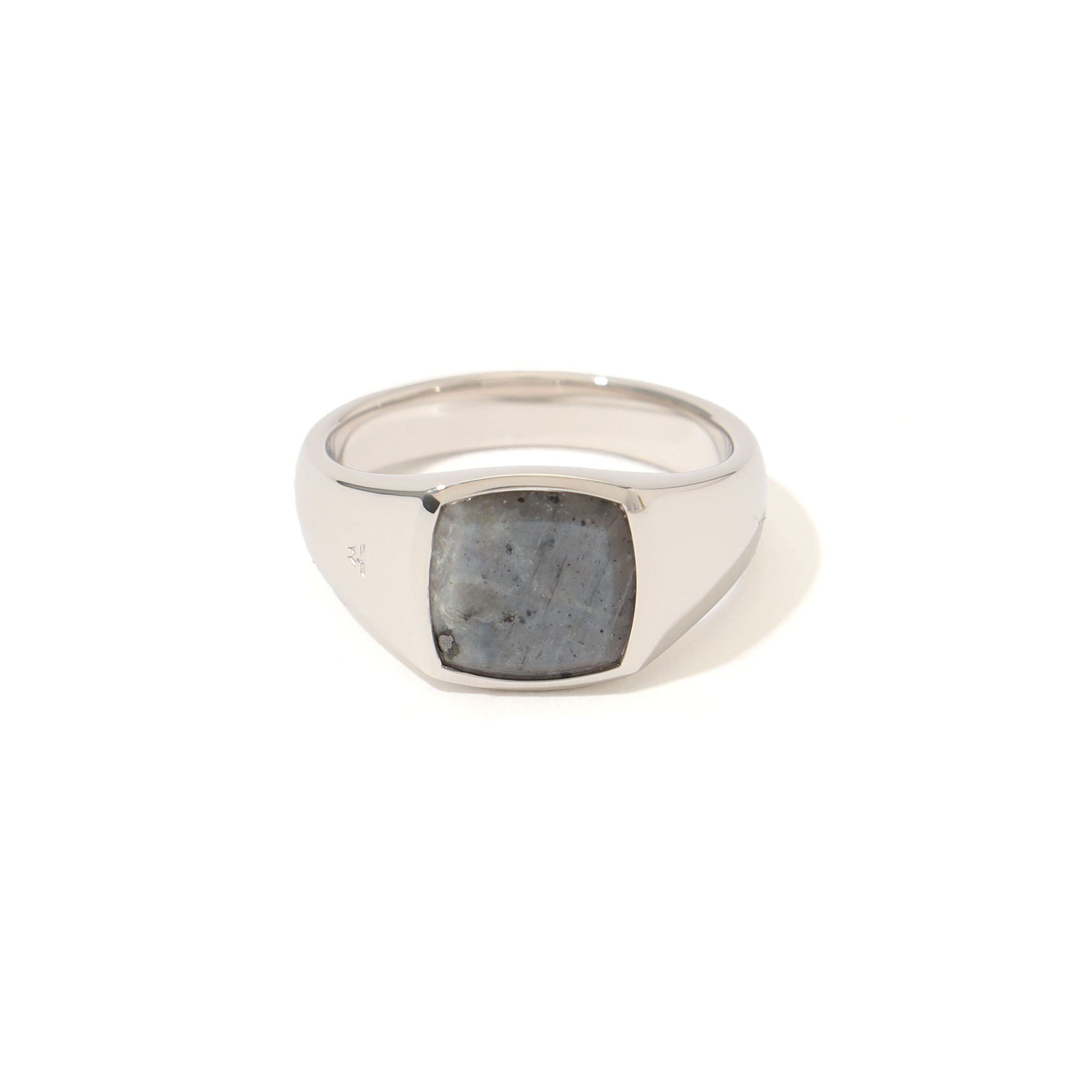 TOM WOOD Kay Ring Larvikite｜トゥモローランド 公式サイト