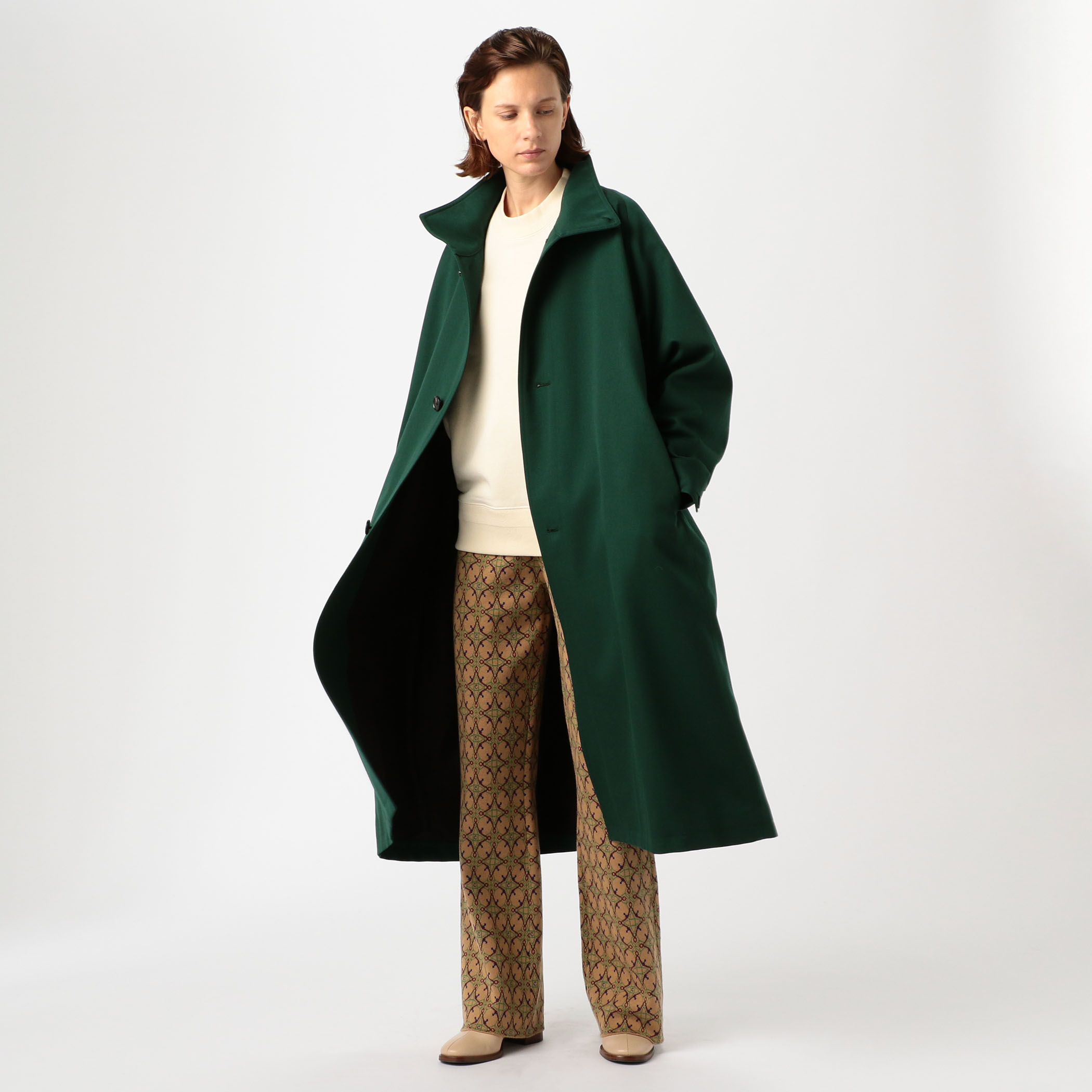 ウールギャバジン スタンドカラーコート｜トゥモローランド 公式通販