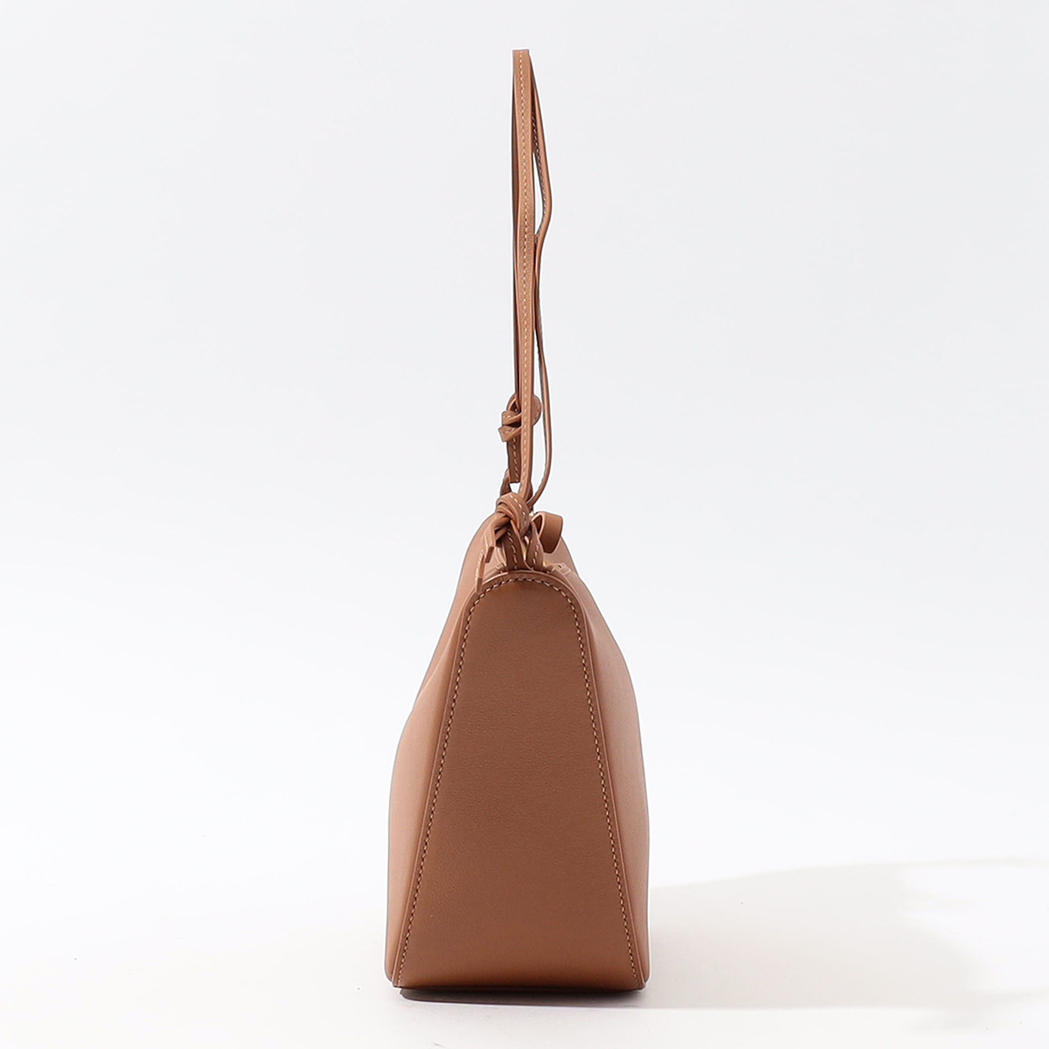 LOEWE HAMMOCK HOBO MINI｜トゥモローランド 公式サイト