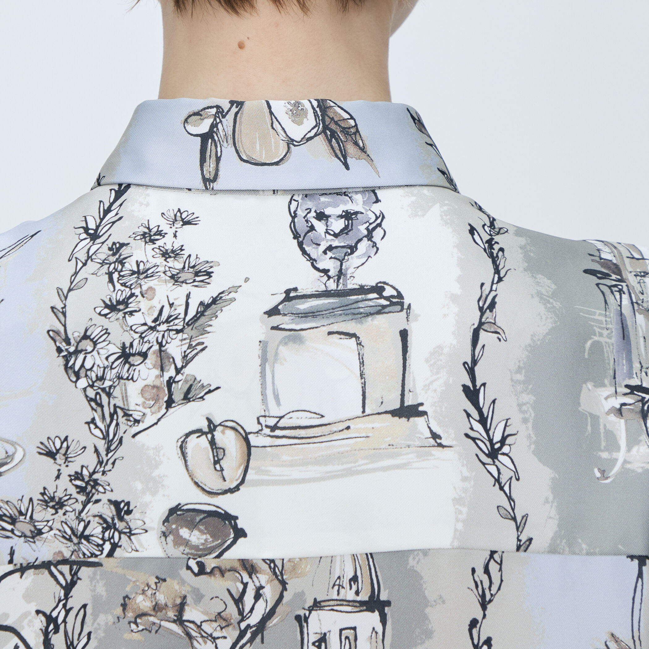 noriko　美品♪ トゥモローランド　ブラウス　フレンチスリーブ WEB先行予約】ローマプリント フレンチスリーブブラウス