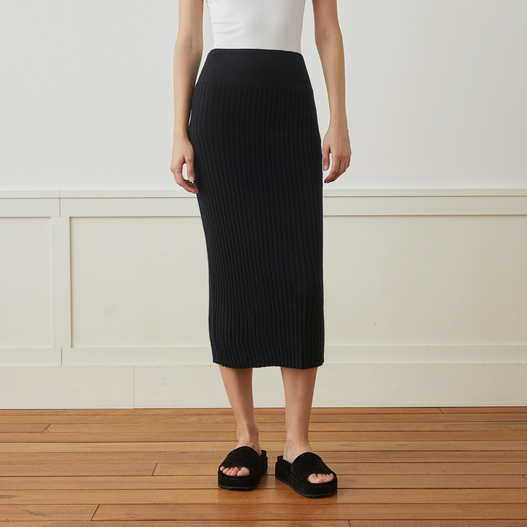 カシミヤリブ ペンシルスカート WRBC5973｜トゥモローランド 公式通販