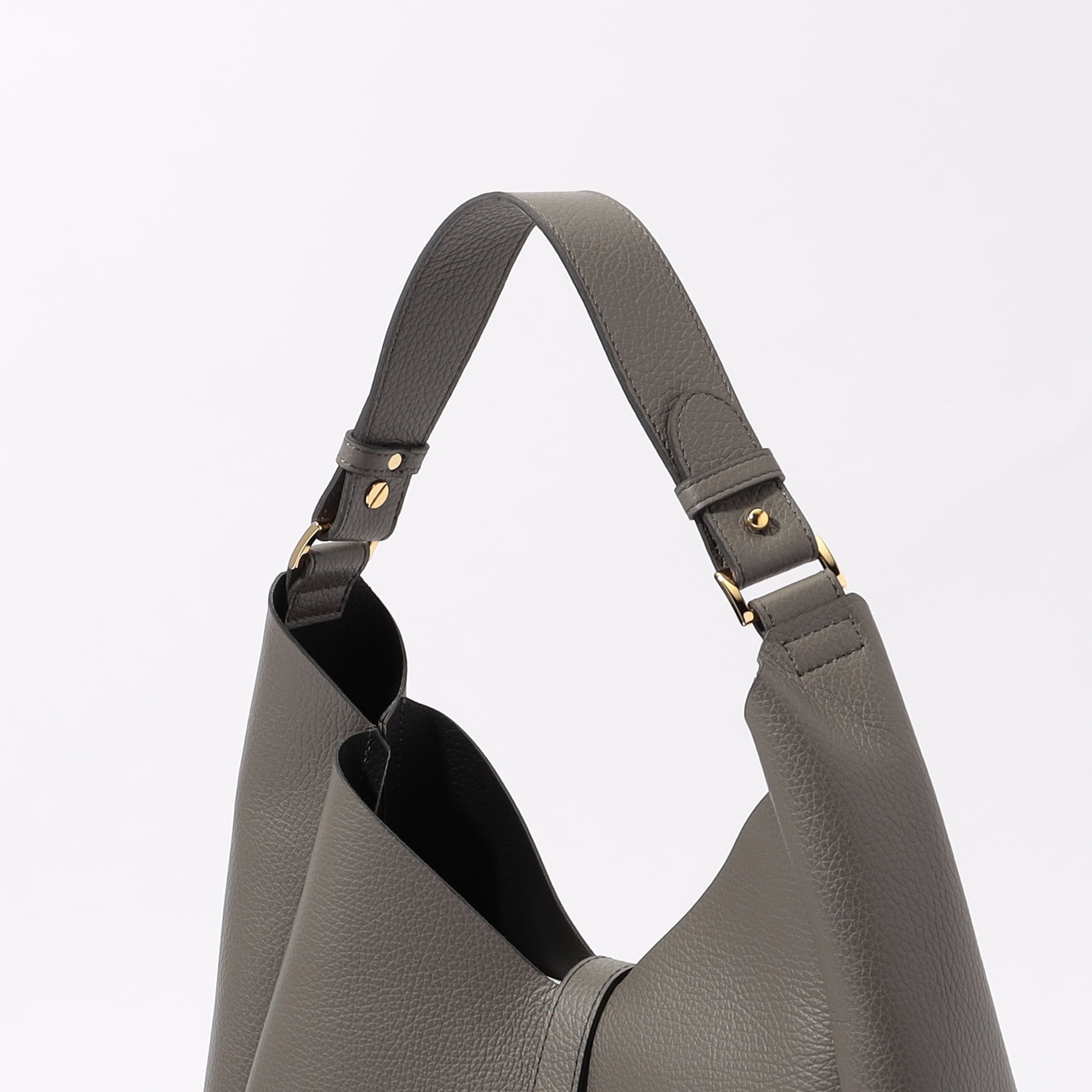 VIOLAD'ORO ショルダーバッグ｜トゥモローランド 公式通販