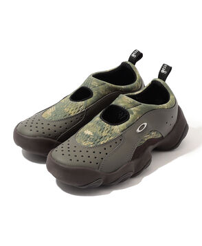 Oakley Factory Team × SOUTH2 WEST8 FLESH SANDAL スニーカー
