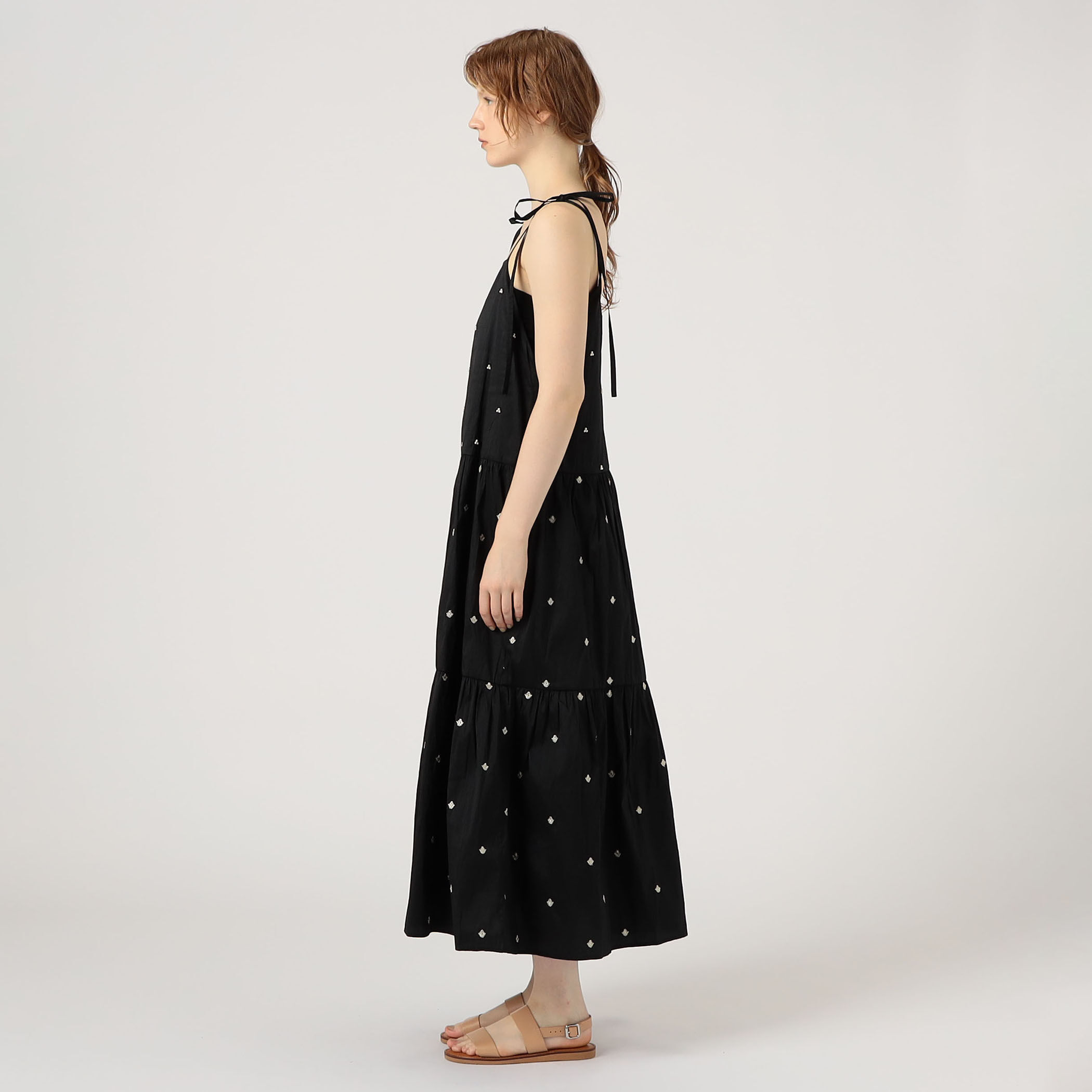 別注】ne Quittez pas BLACK pearl embroidery ドレス