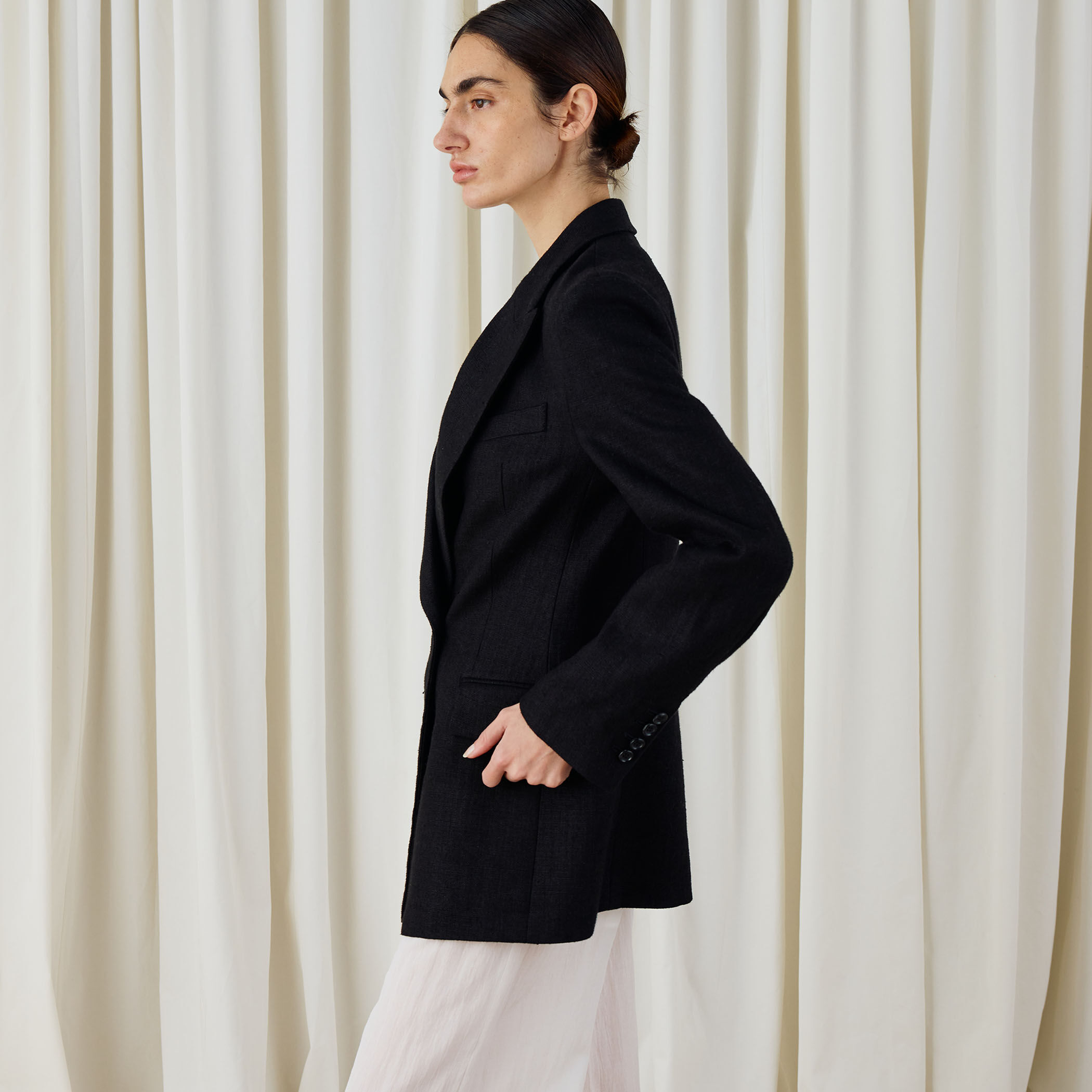 ウェットリネン ダブルブレストジャケット｜トゥモローランド 公式通販