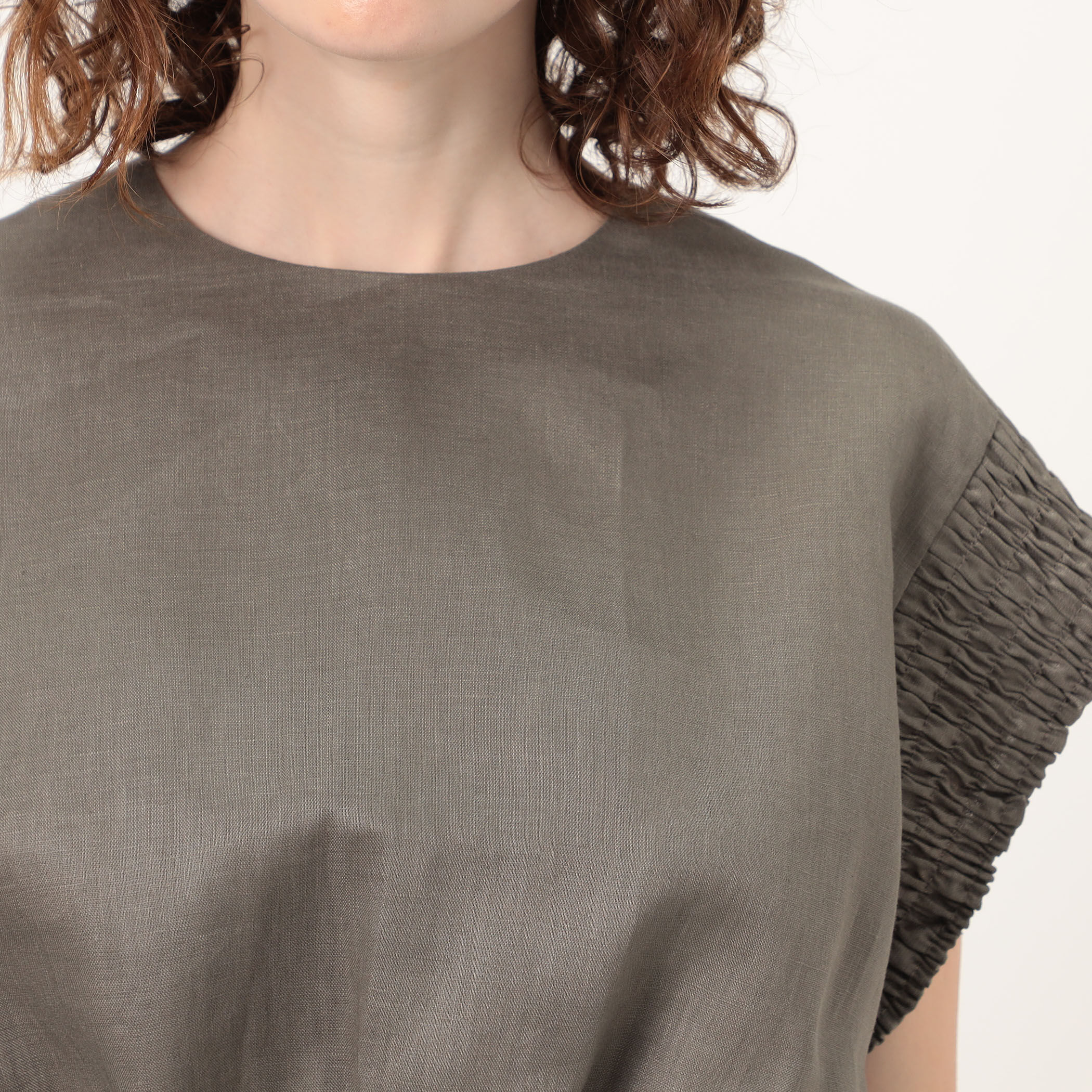 HYKE LINEN SHIRRED BLOUSE リネン シャーリングブラウス