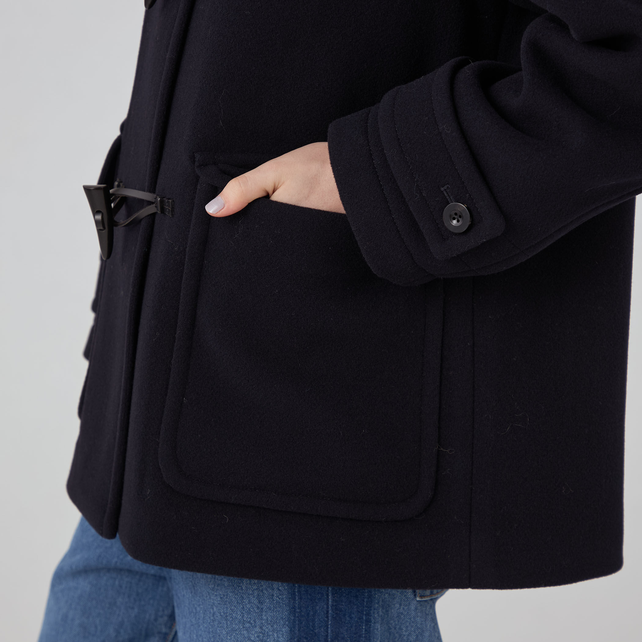 ウールナイロンメルトン ダッフルショートコート｜トゥモローランド