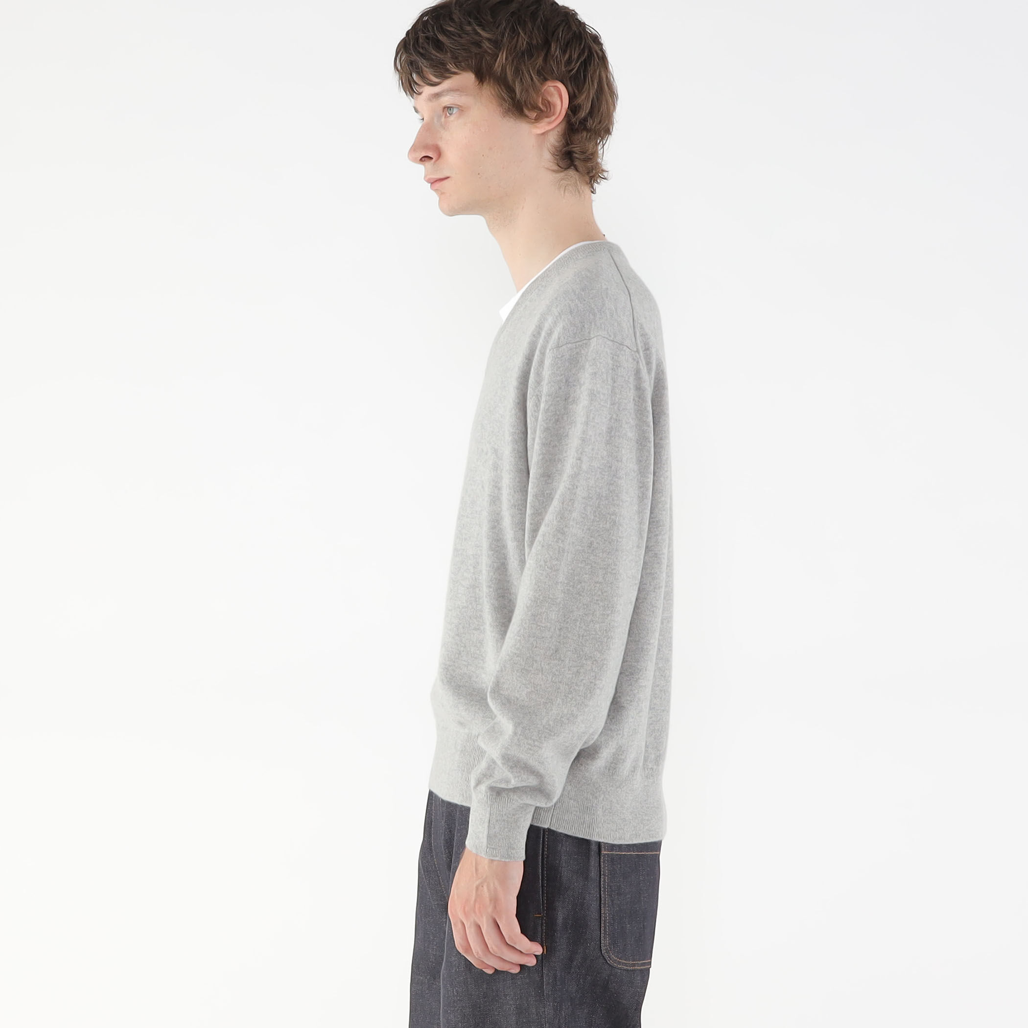 スコットランドカシミヤ Vネックプルオーバー｜トゥモローランド 公式通販