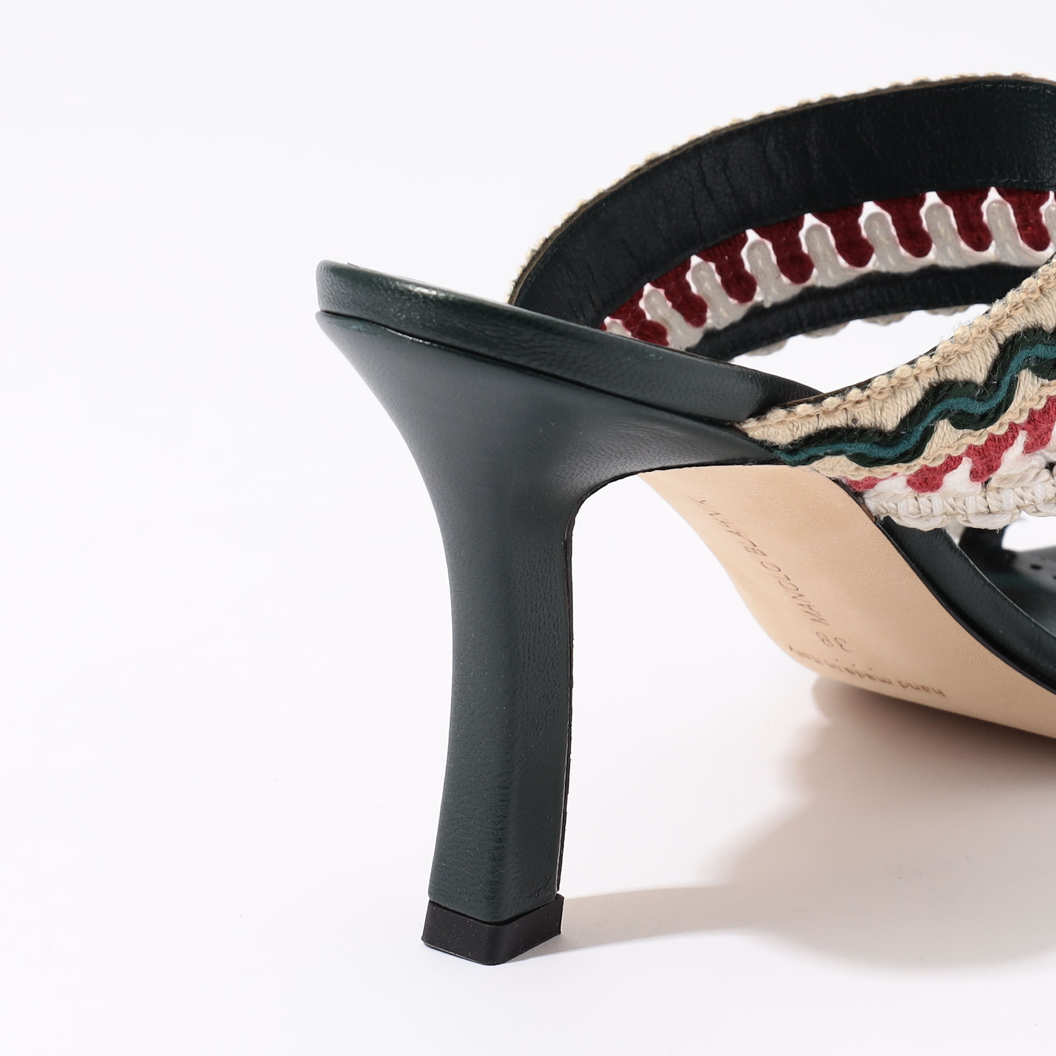MANOLO BLAHNIK MABECOMU ミュールサンダル｜トゥモローランド 公式サイト