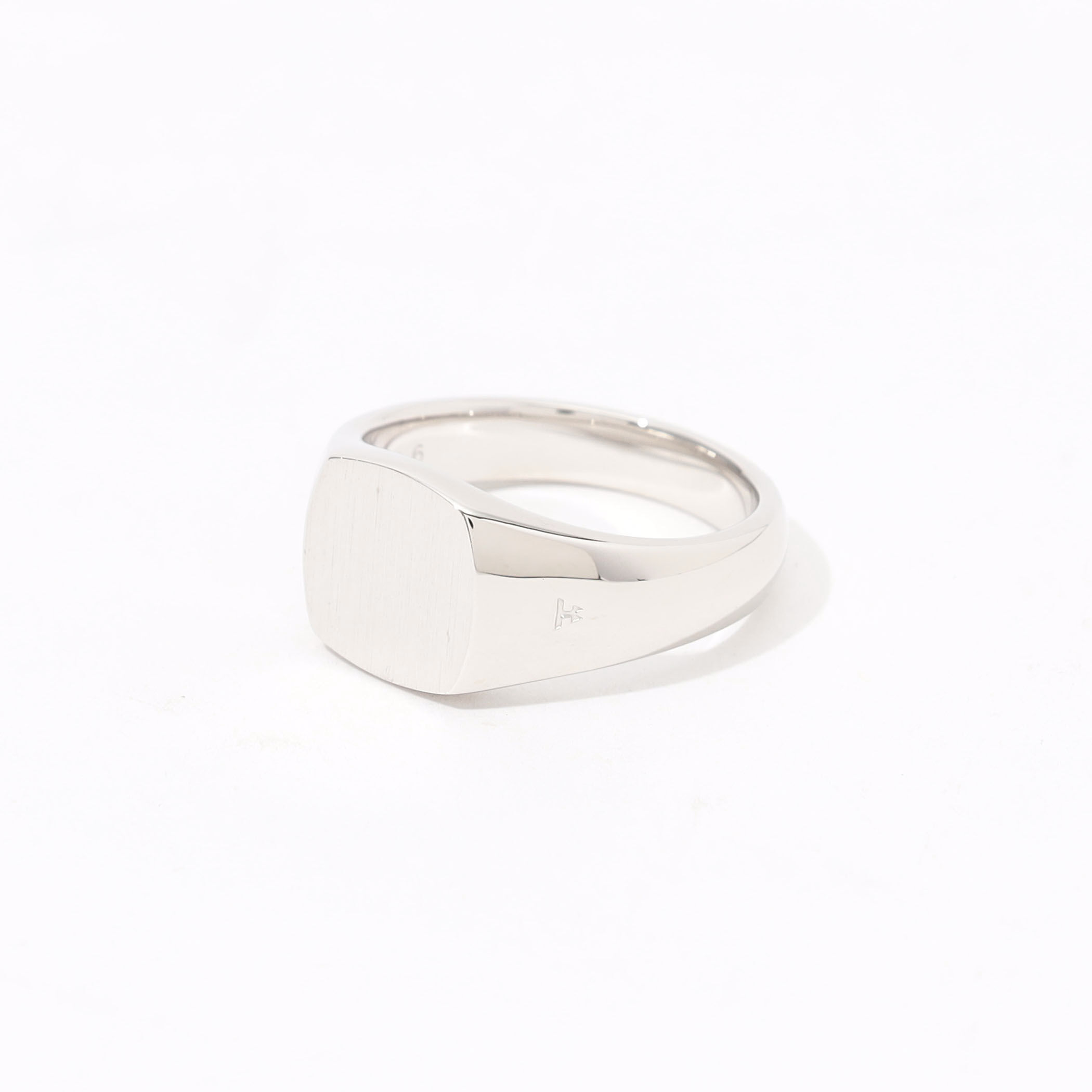 TOM WOOD Kay Ring Satin｜トゥモローランド 公式通販