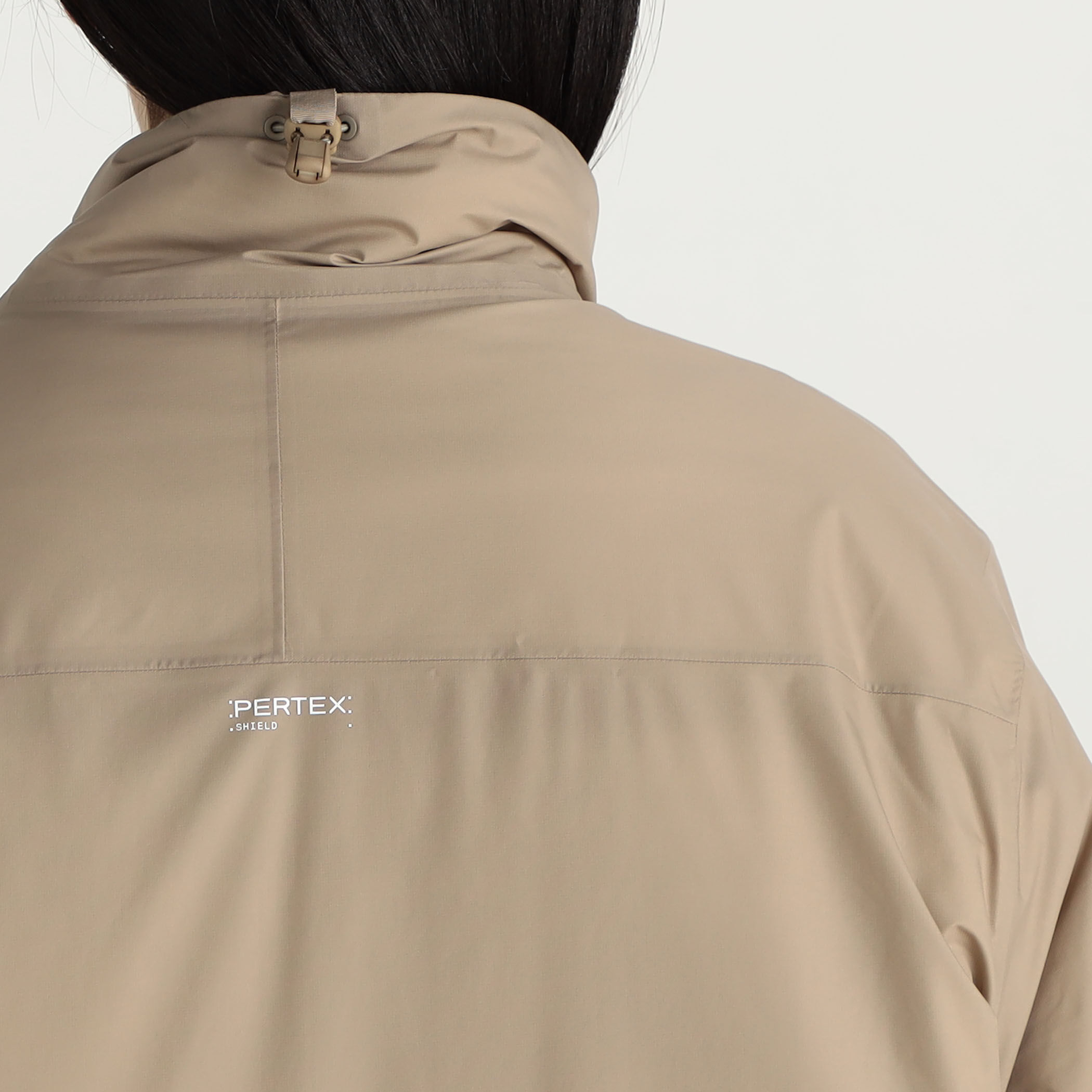 □【別注】HYKE×Edition PERTEX PUFF JACKET｜トゥモローランド