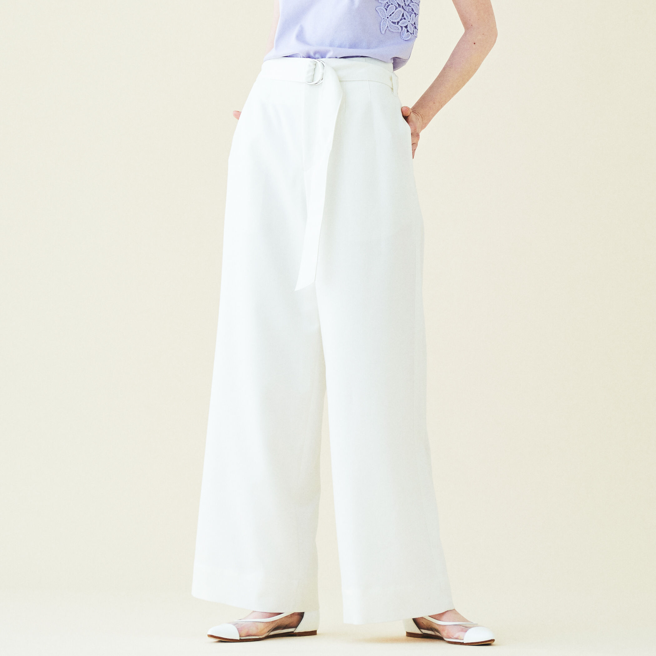 ＴＯＭＯＲＲＯＷＬＡＮＤ ．Ｂ ファインウール ベルテッドワイドパンツ | TOMORROWLAND .B (Women)/トゥモローランド ビー |  三越伊勢丹オンラインストア・通販【公式】