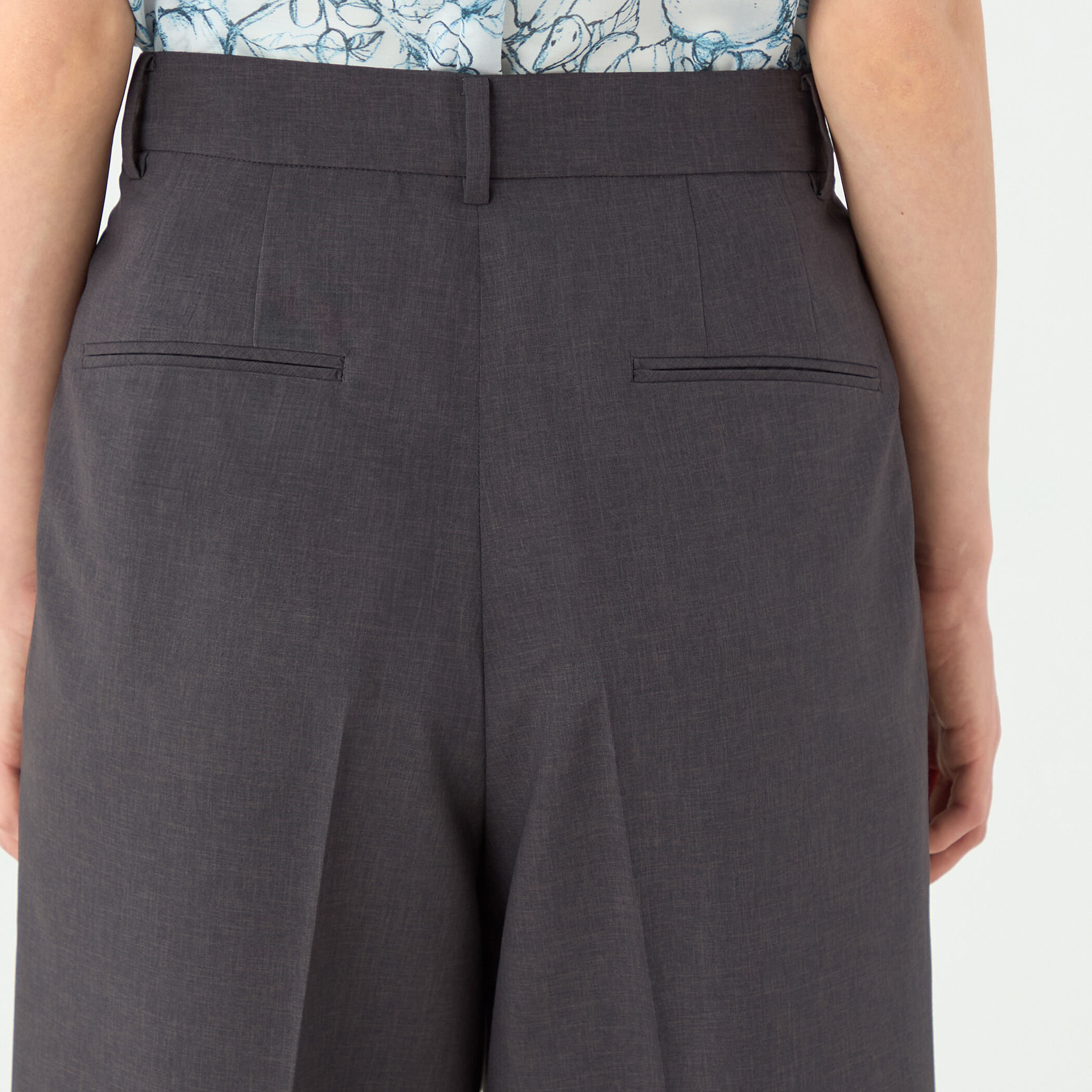 エクストラファインポリエステルトロピカル タックワイドパンツ